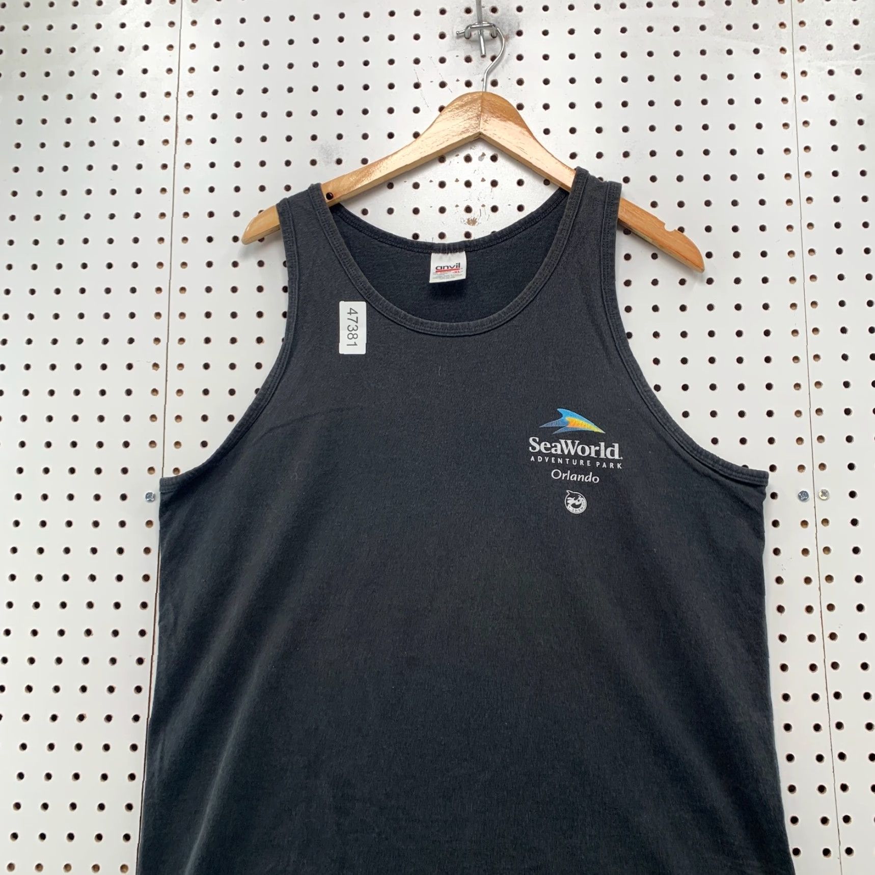 Anvil Vintage Anvil Sea World Tank Mens XL Black Sleeveless T-Shirt USA Size US XL / EU 56 / 4 - 4 Thumbnail