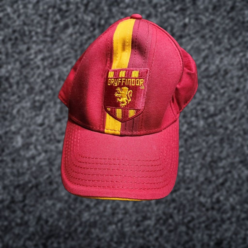 Vintage Universal Studios Harry Potter Gryffindor Embroidered Hat Cap Adjustable Men One Size Red Baseball Cap Logo Size ONE SIZE - 1 Thumbnail