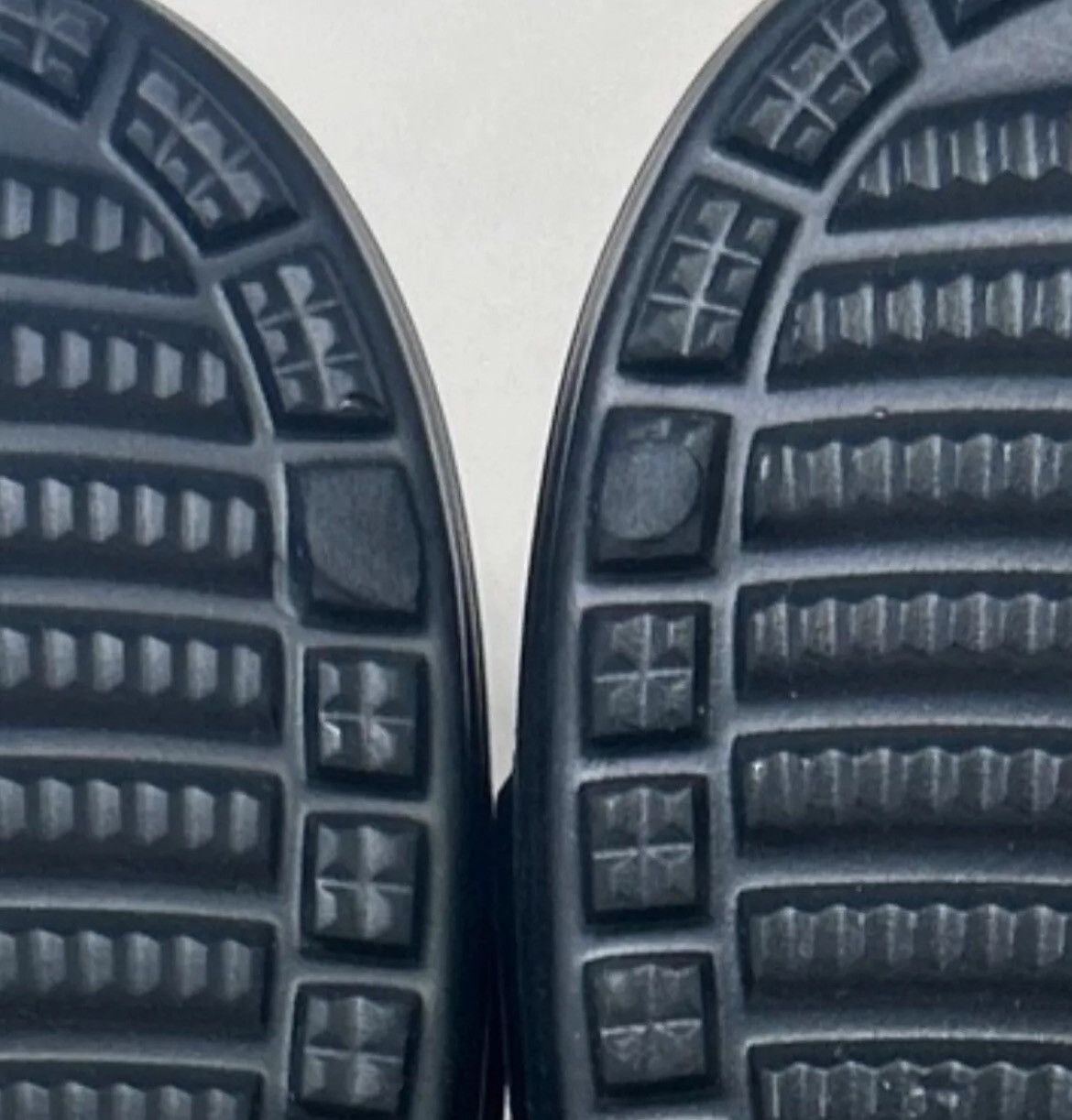 Crocs Size 6 - Men's Crocs Classic Black Slides 206121-001 Wmns 8 Size US 6 / EU 39 - 8 Thumbnail