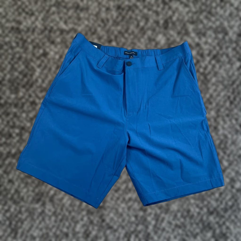 Banana Republic Banana Republic Shorts Mens 38 Blue Comfort Chino Flat Front Stretch Wicking NWT Casual Size US 38 / EU 54 - 1 Thumbnail