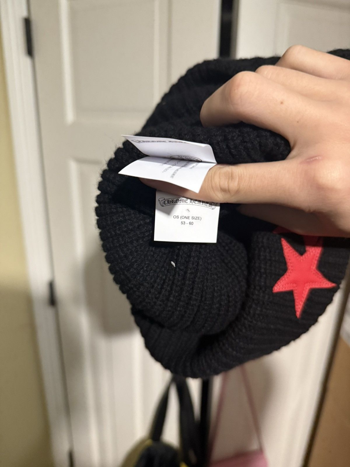Chrome Hearts Chrome Hearts Cashmere Black/Red Star Patch Beanie Size ONE SIZE - 4 Thumbnail