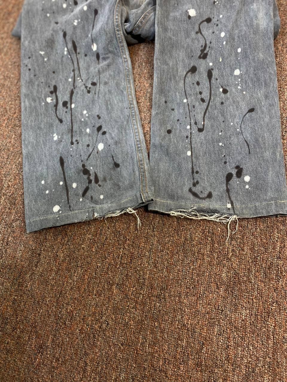Japanese Brand ehypen japanese brands paint splatter denim nice design Size US 33 - 6 Thumbnail