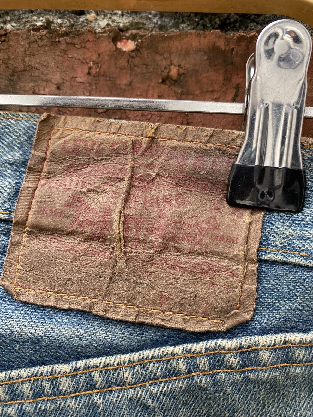 Levi's × Levi's Vintage Clothing × Vintage W29x32 vintage levi's 501 redline 80s made in USA Size US 29 - 6 Thumbnail