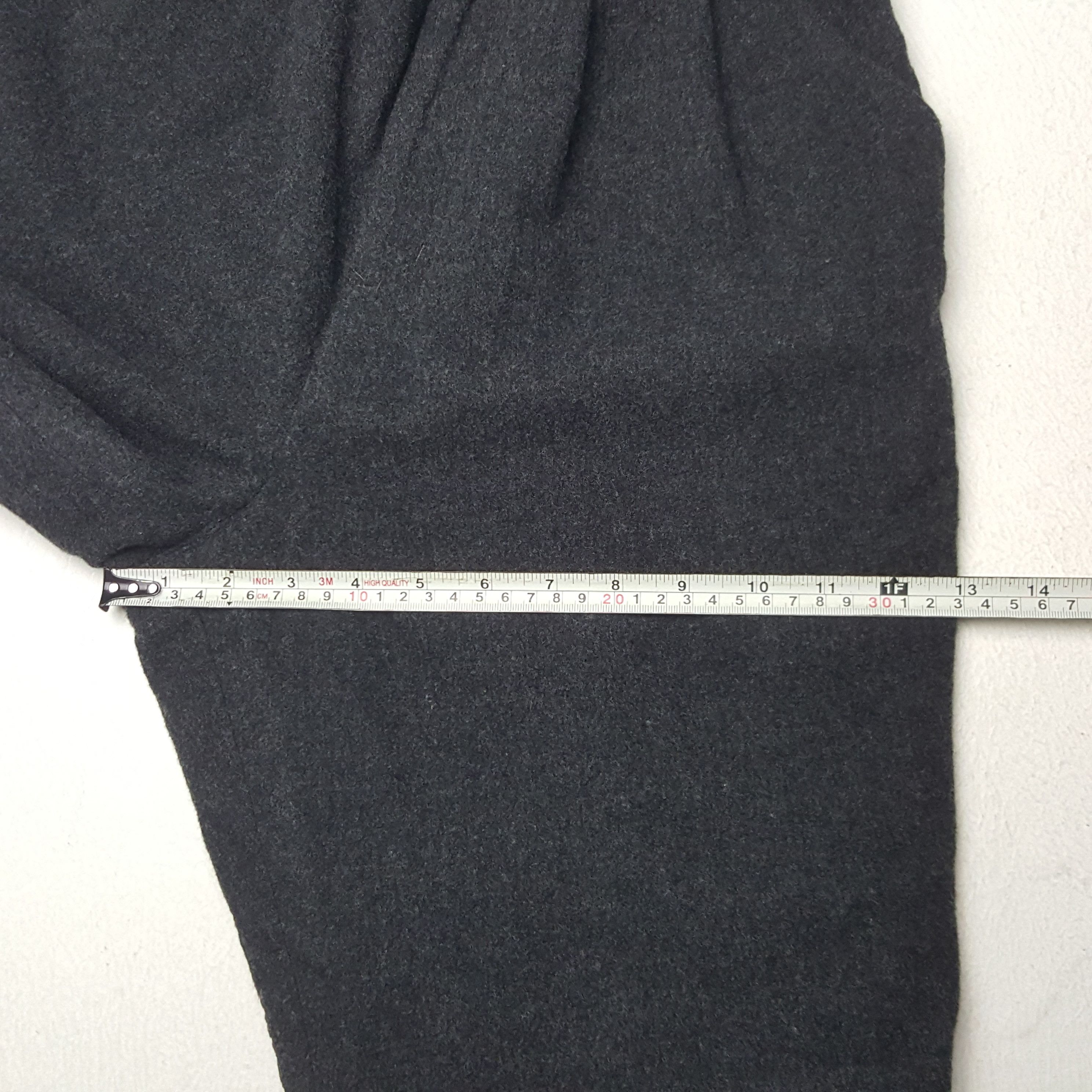 Hai Sporting Gear × Issey Miyake × Vintage Vintage Hai Sporting Gear by Issey Miyake Wool Short Pants Size US 27 - 11 Thumbnail