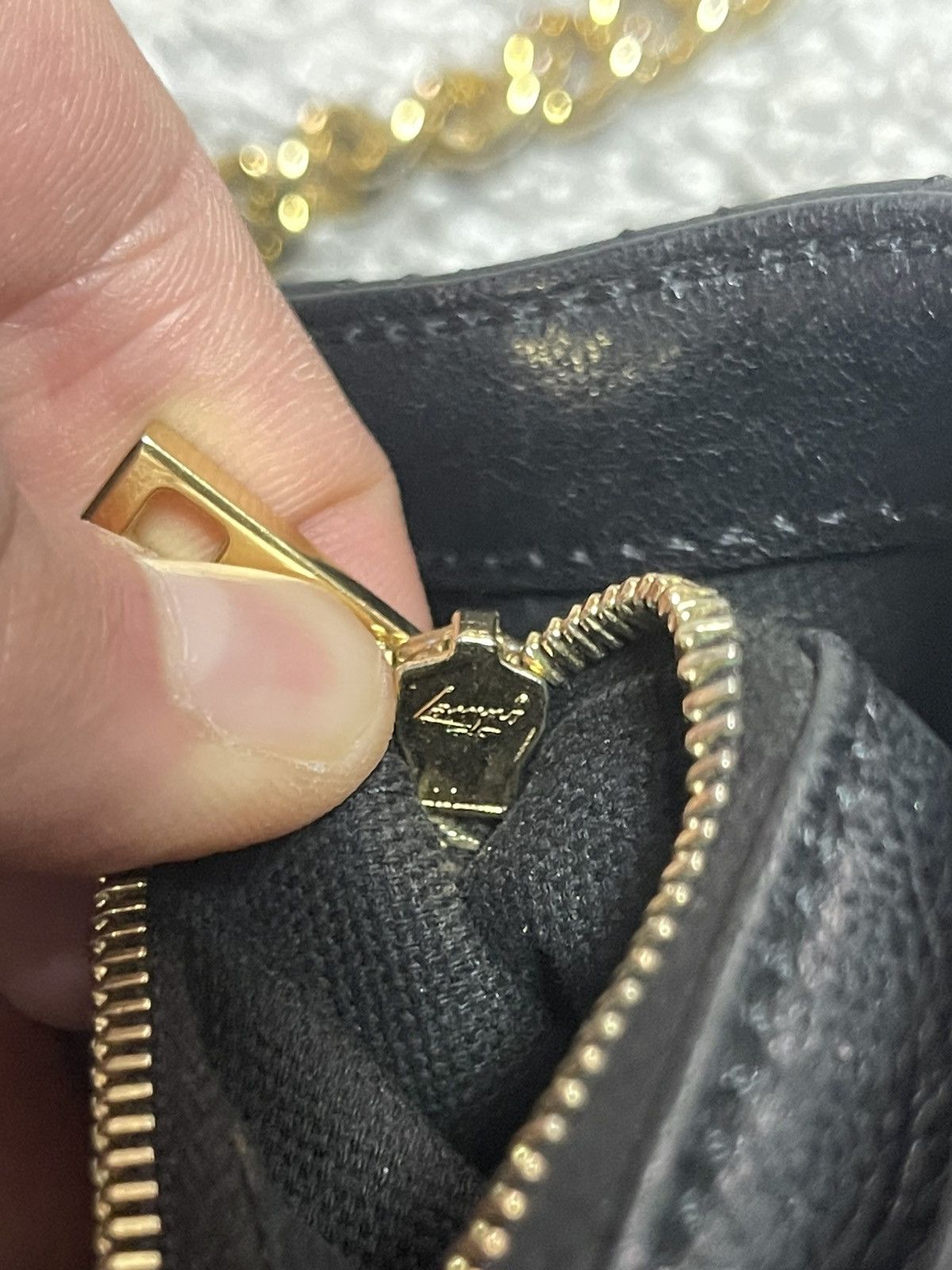 Marc Jacobs Marc Jacobs vintage black leather quitled gold small bag Size ONE SIZE - 15 Thumbnail