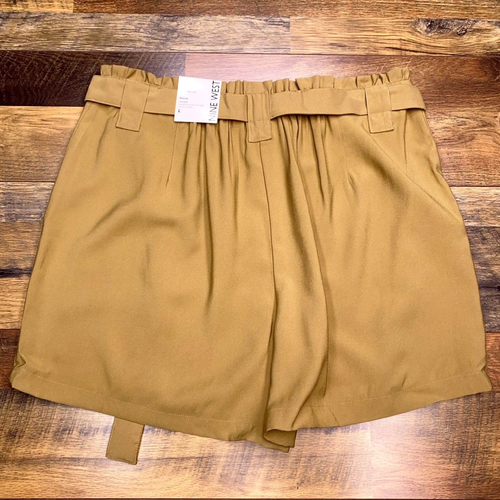 Nine West Nine West Paperbag Shorts Large Brown Belted High Rise Ladies Regular Summer Casual Size 36" / US 14 / IT 50 - 2 Thumbnail