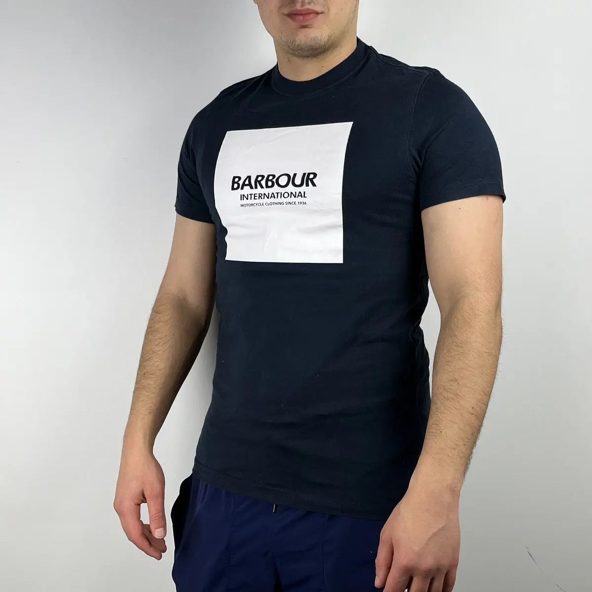 Barbour Barbour international Tshirt size Small slim fit Size US S / EU 44-46 / 1 - 1 Thumbnail