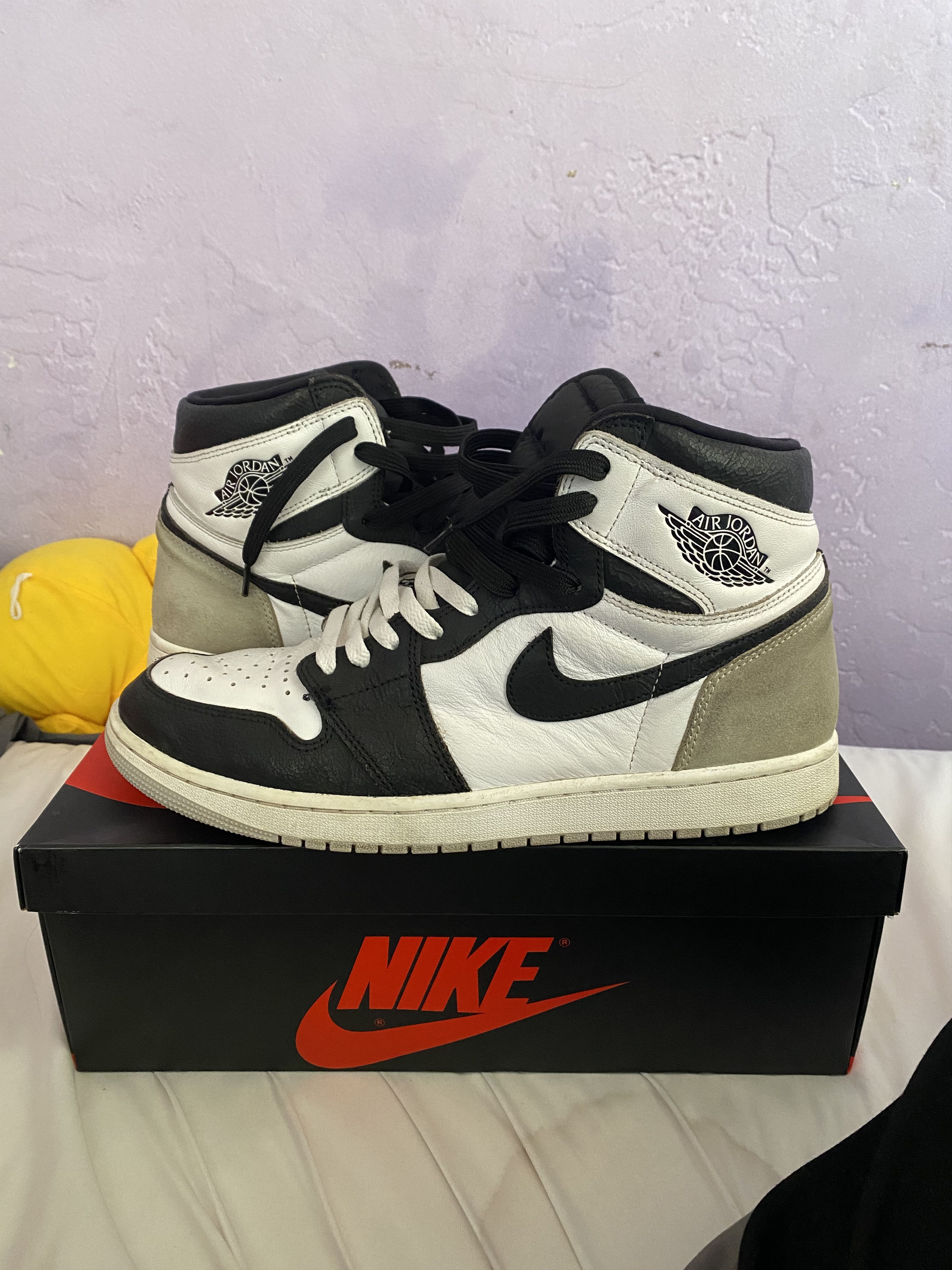 Jordan Brand Jordan 1 Retro High “Stage Haze” Size US 14 / EU 47 - 1 Thumbnail