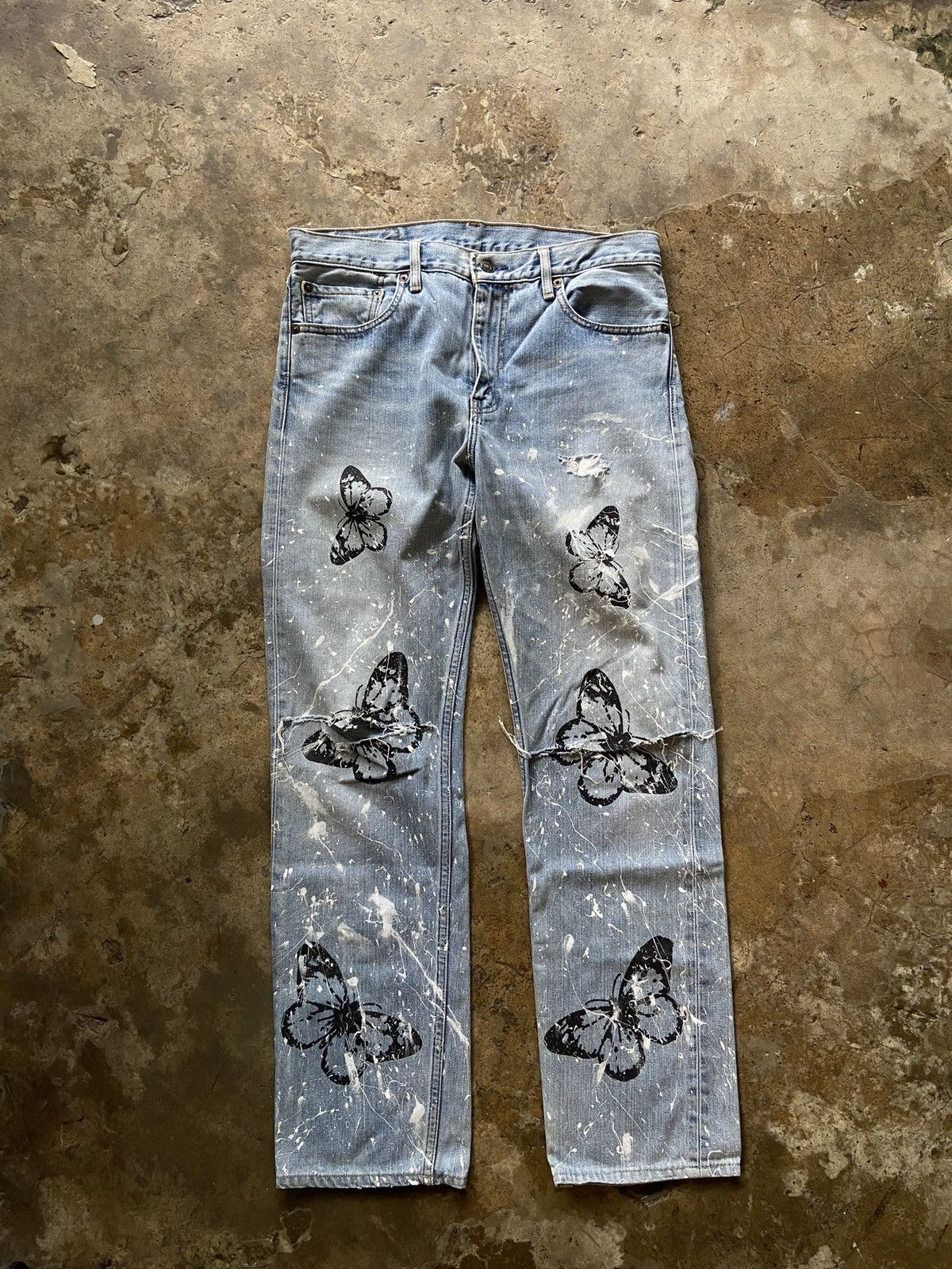 Vintage Levis 505 custom butterfly Size US 34 / EU 50 - 1 Thumbnail