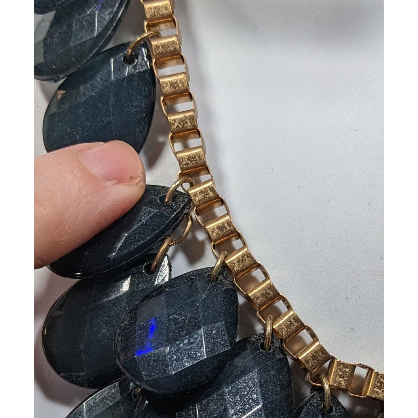 Other Y2K Glam Navy And Gold Tone Teardrop Fringe Necklace Size ONE SIZE - 7 Thumbnail