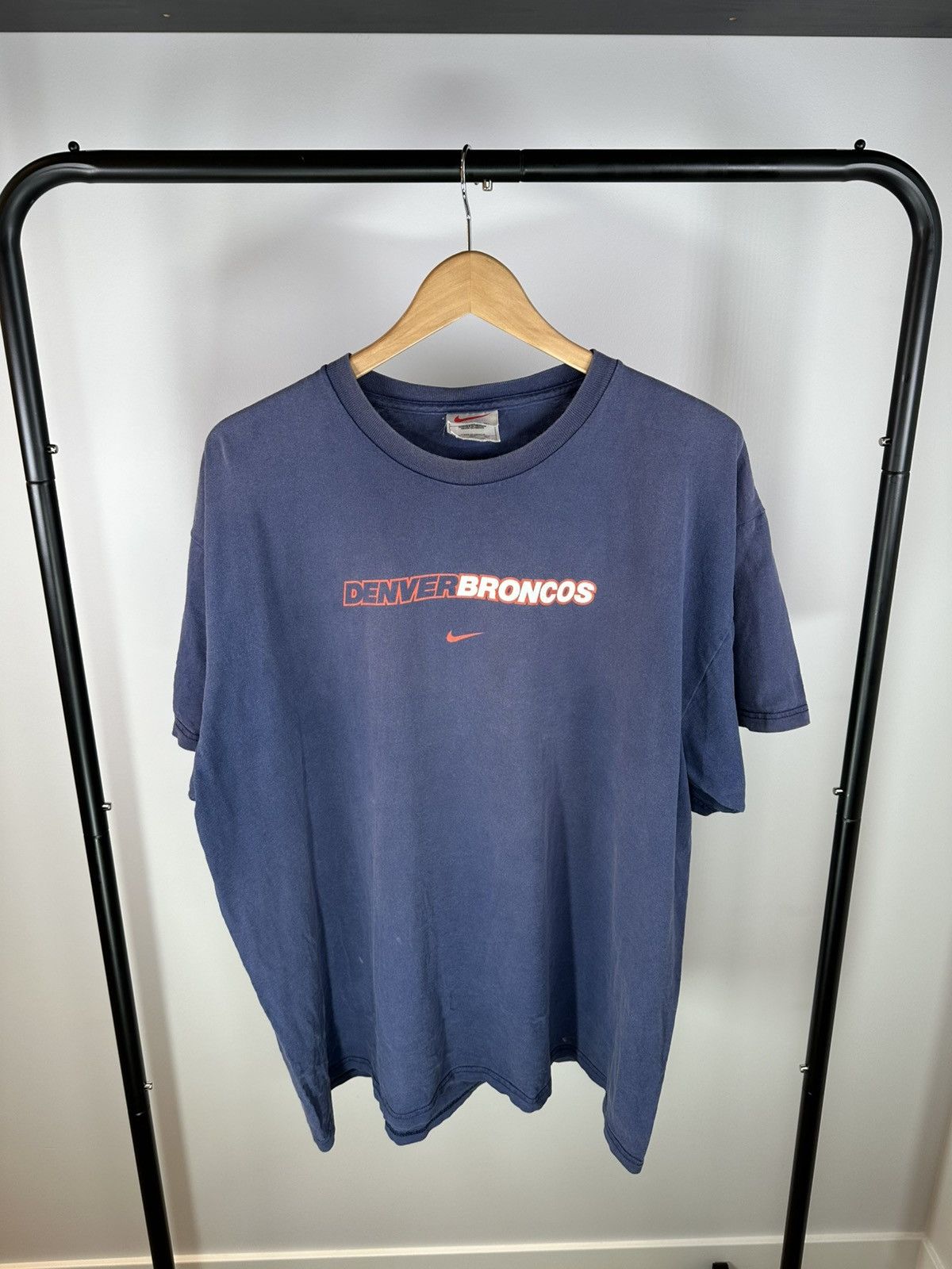 Nike Vintage 90s Nike Denver Broncos T-Shirt Size US XL / EU 56 / 4 - 1 Thumbnail