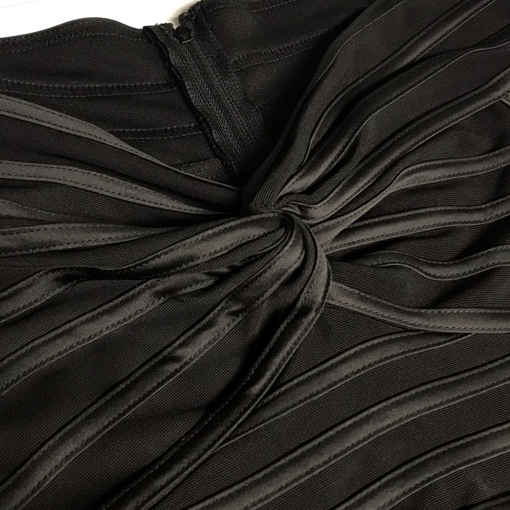 Vintage Victor Costa Women Black Twist Front Off-Shoulder Fitted Zip Cropped Top 8 Size M / US 6-8 / IT 42-44 - 4 Thumbnail