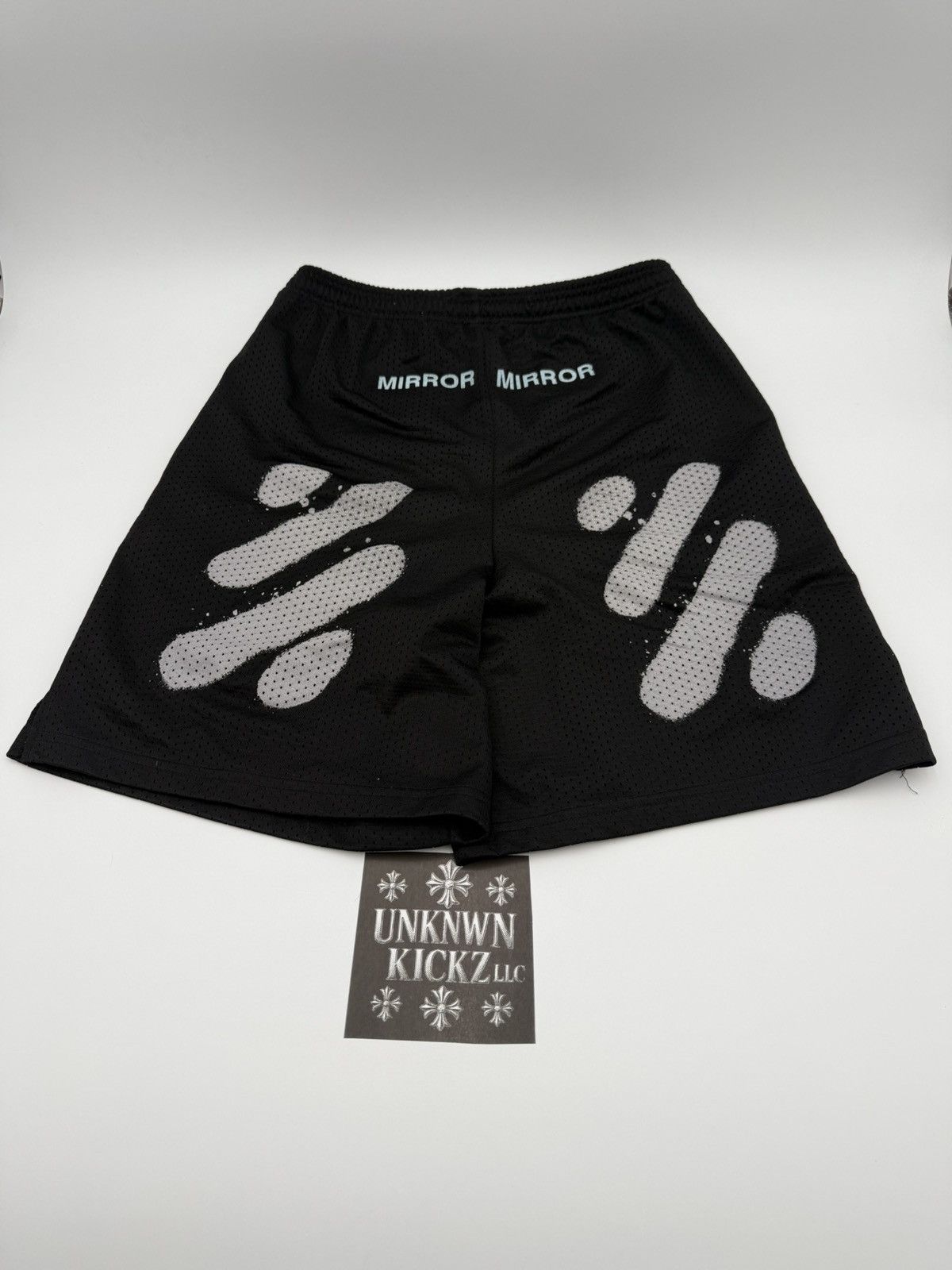 Off-White OFF-WHITE MESH DIAG SPRAY SHORTS WITH MIRROR MIRROR PRINT Size US 29 - 1 Thumbnail