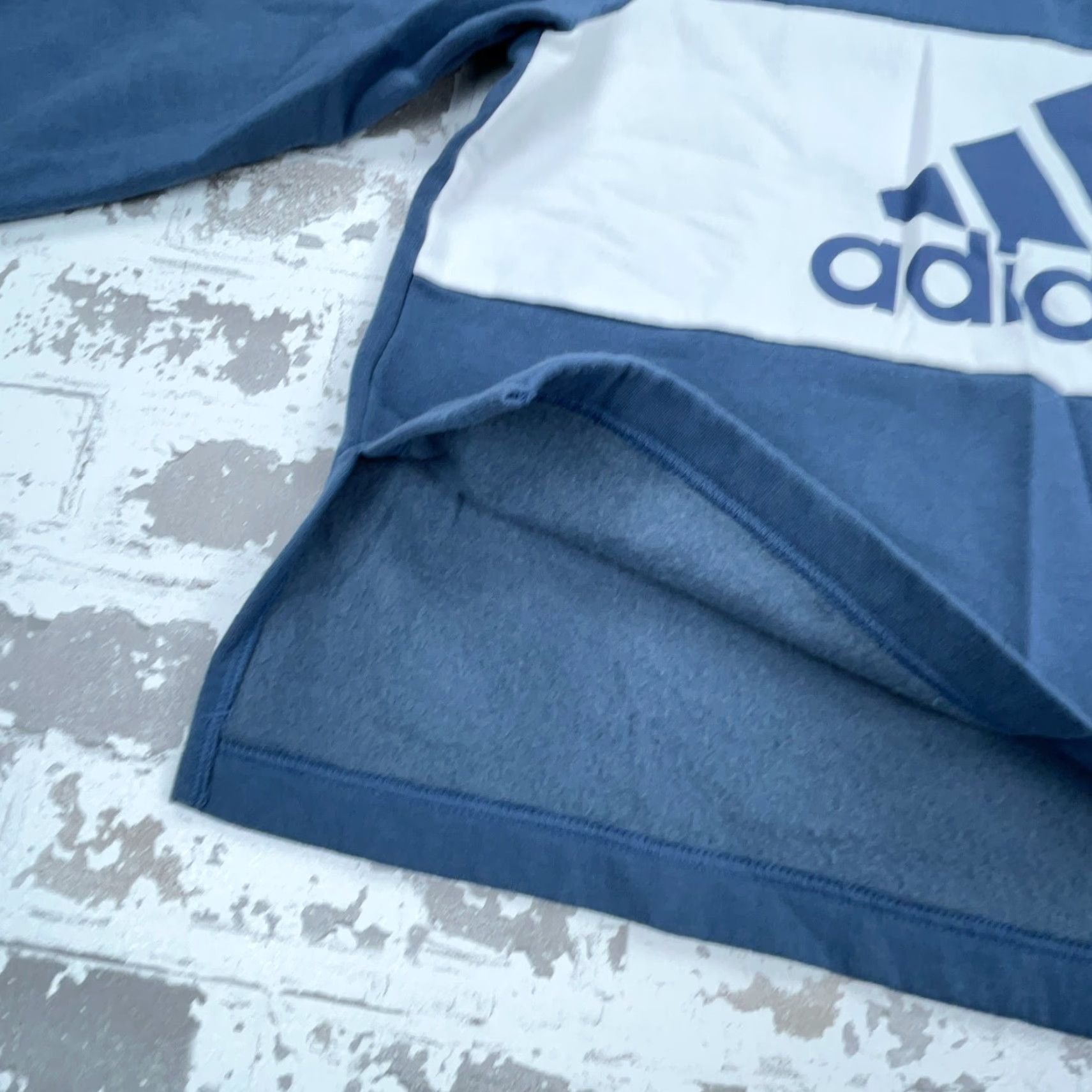 Adidas Adidas Sweatshirt Women M Blue White Crewneck Full Zip Pocket Logo Casual Activewear Modern Sports Mens Size M / US 6-8 / IT 42-44 - 6 Thumbnail