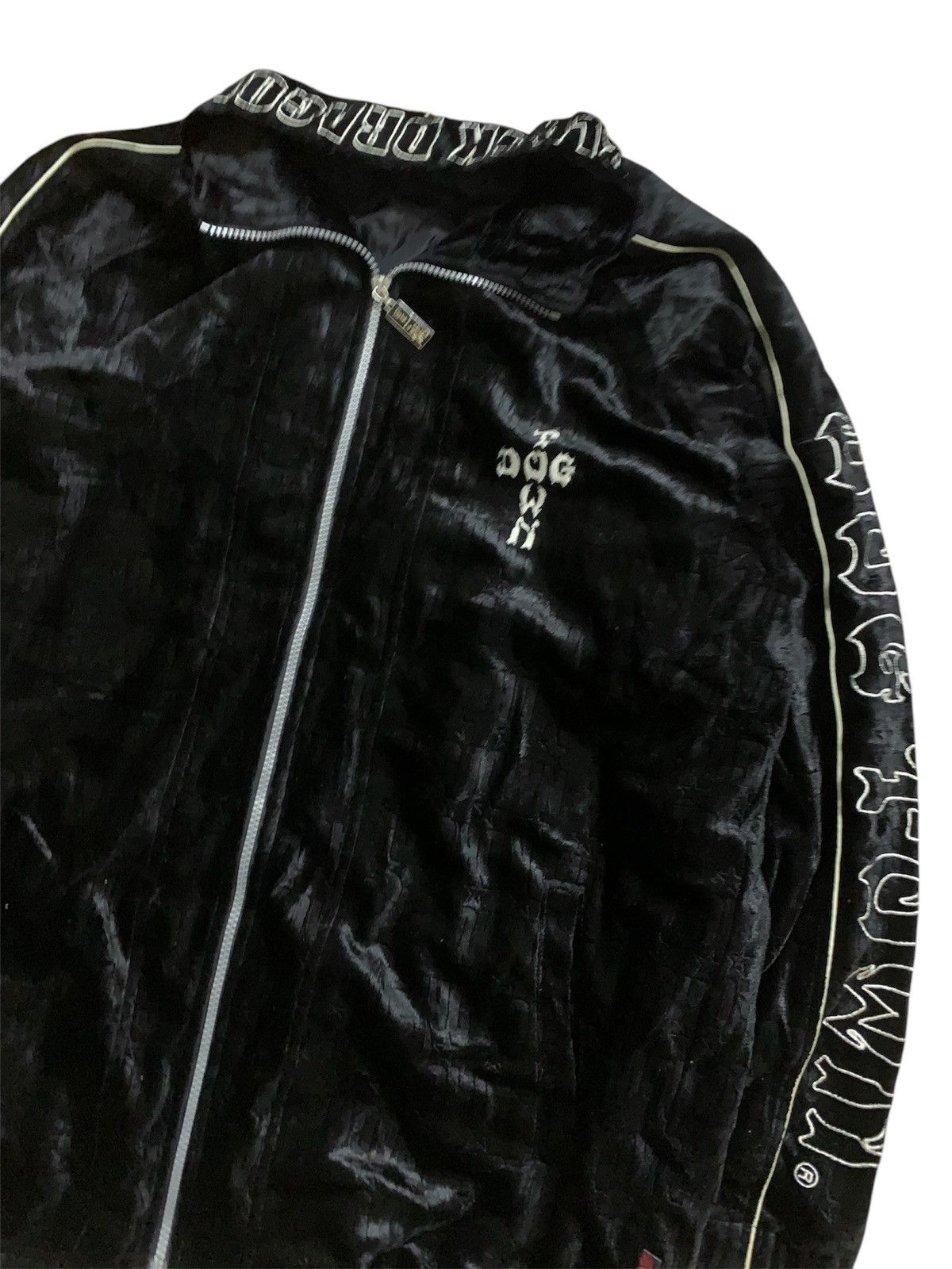 Dogtown 💥Dogtown Velvet Black Dragon Sweater Size US XL / EU 56 / 4 - 4 Thumbnail