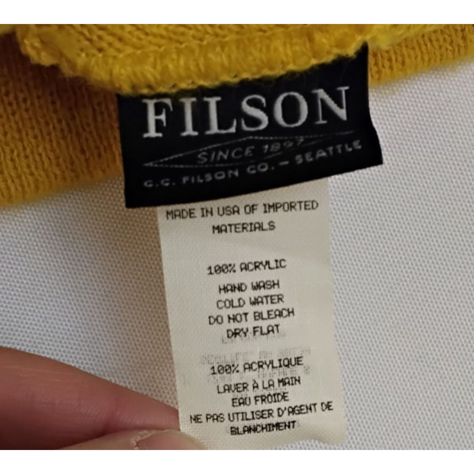 Filson CC Filson Beanies Lot of 2 Knit Hats Blue/Yellow USA Size ONE SIZE - 14 Thumbnail