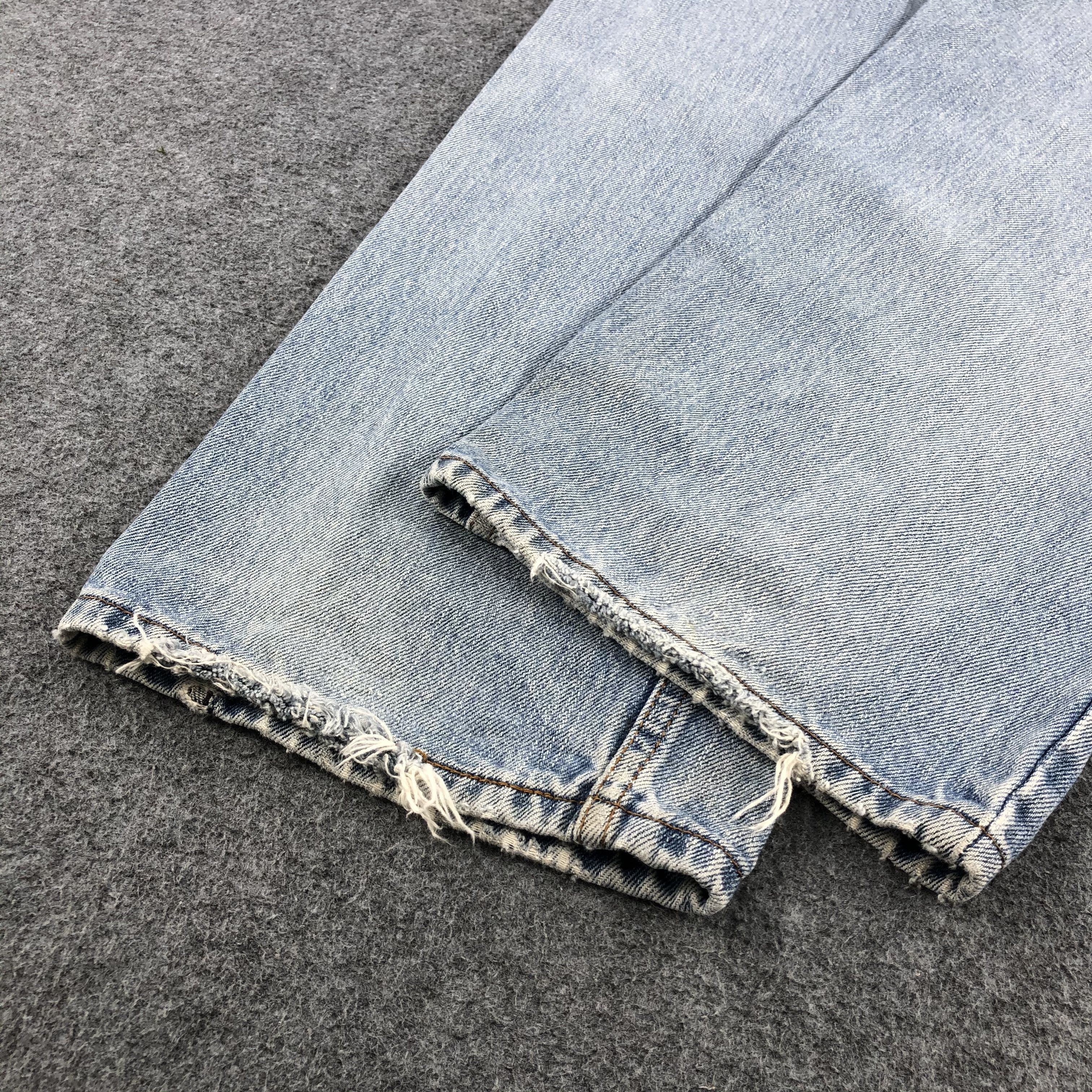 Levi's × Vintage Vintage Light Wash Levis 505 Jeans-JM1187 Size US 38 / EU 54 - 5 Thumbnail
