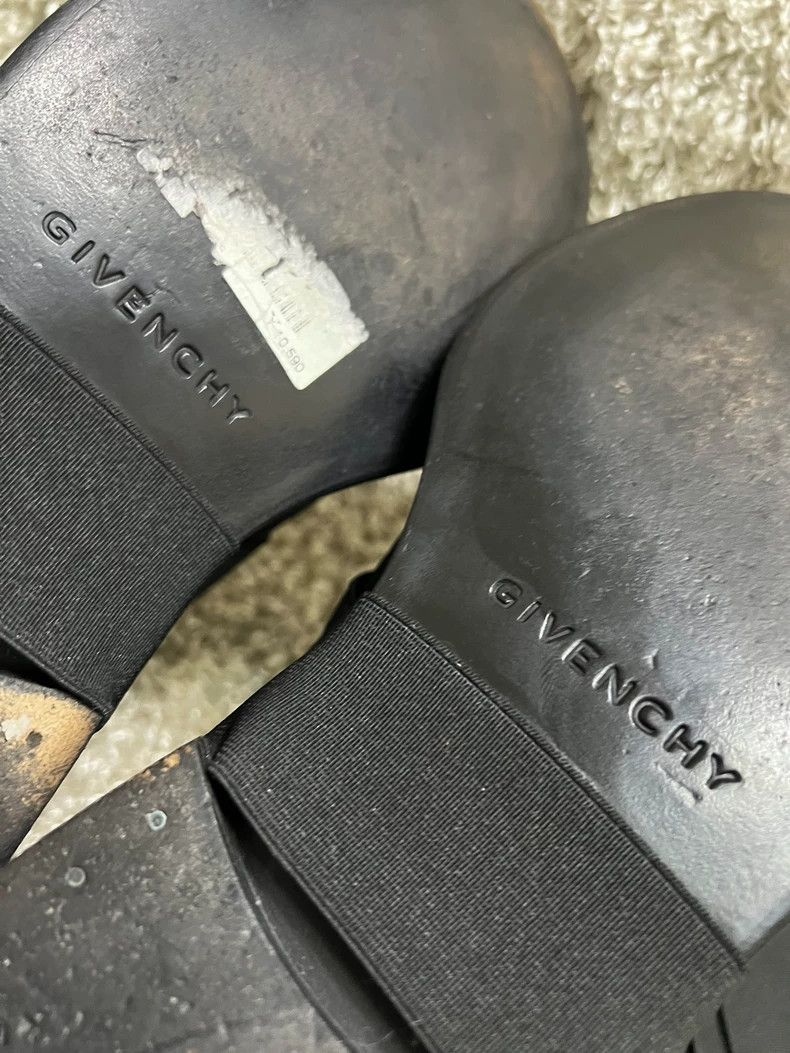 Givenchy Givenchy Men's High Top Laced Boots, Size 40, Made in Ital Size US 7 / EU 40 - 6 Thumbnail