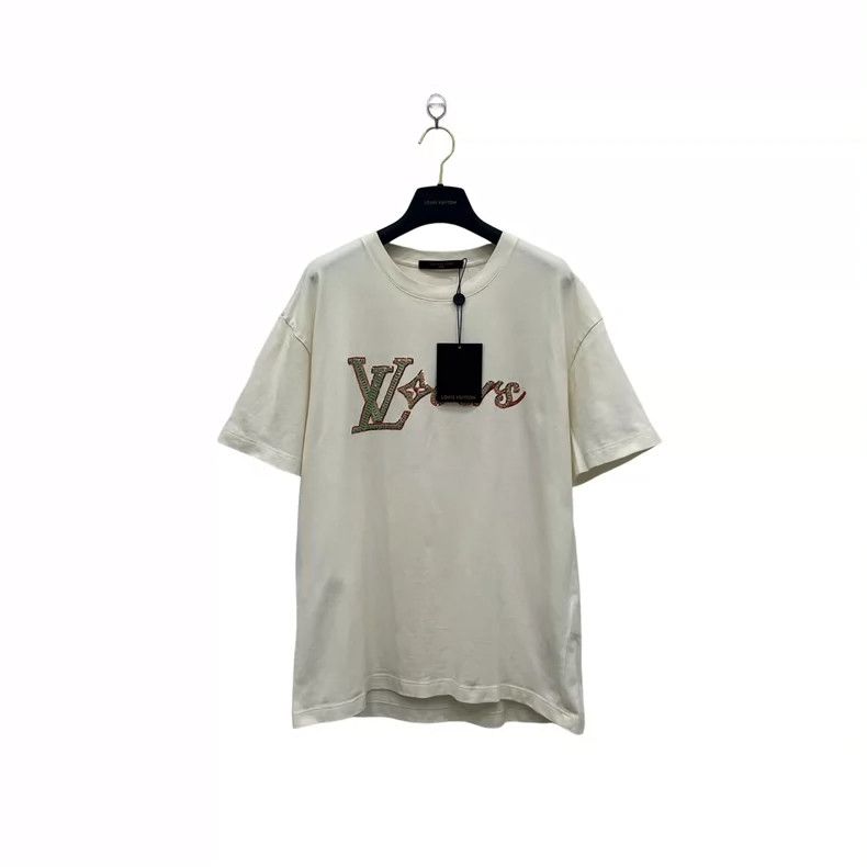 Louis Vuitton louis vuitton White beaded embroidered short sleeve Size US M / EU 48-50 / 2 - 3 Thumbnail