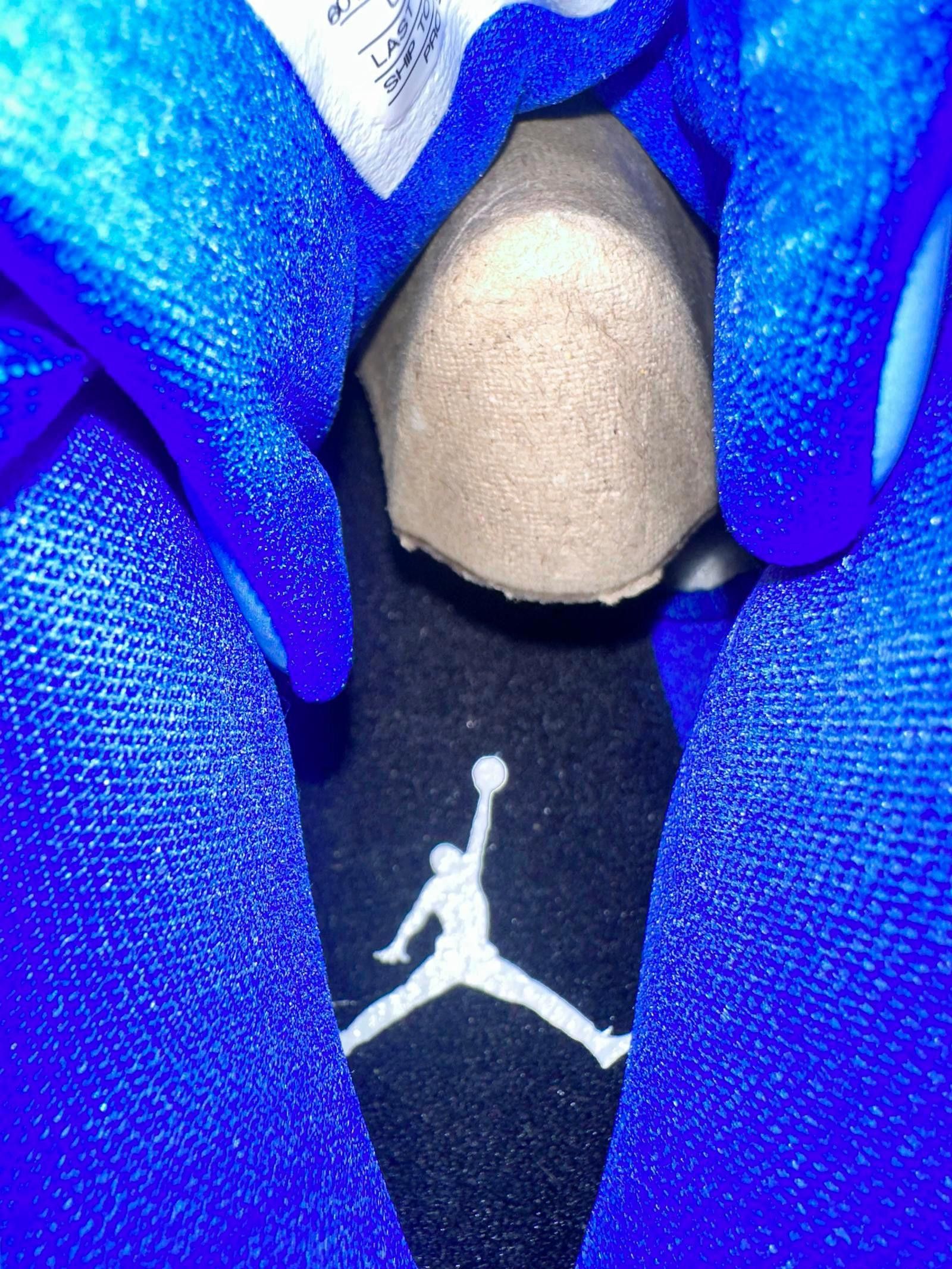 Jordan Brand Jordan Maxin 200 Game Royal Sample Size US 9 / EU 42 - 8 Thumbnail