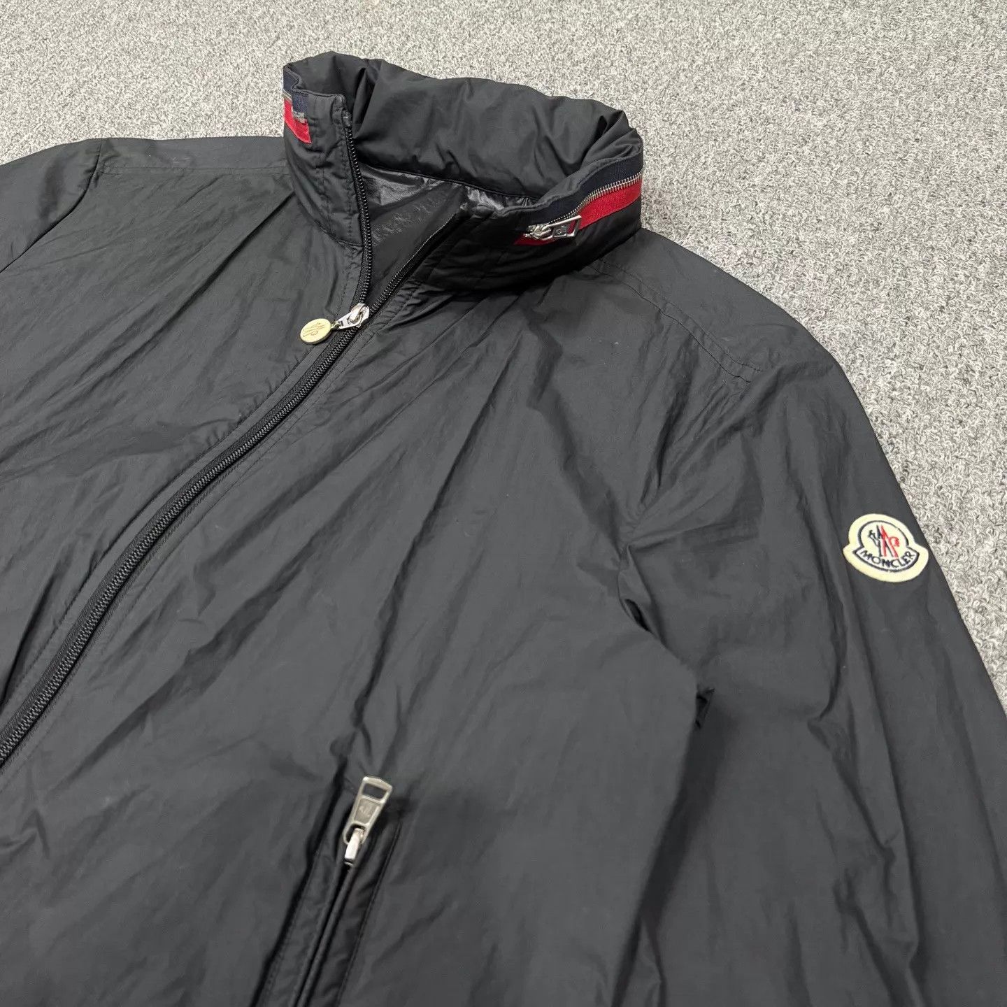 Moncler Moncler black collar stripe nylon jacket size 2 Size US M / EU 48-50 / 2 - 3 Thumbnail