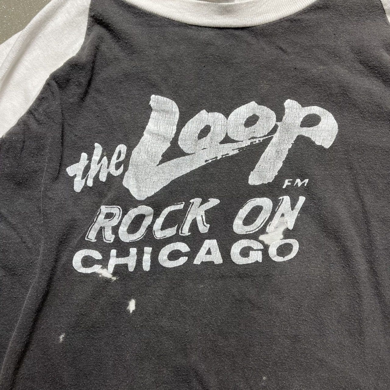 Other The Loop FM Rock on Chicago T-shirt Size US M / EU 48-50 / 2 - 3 Thumbnail