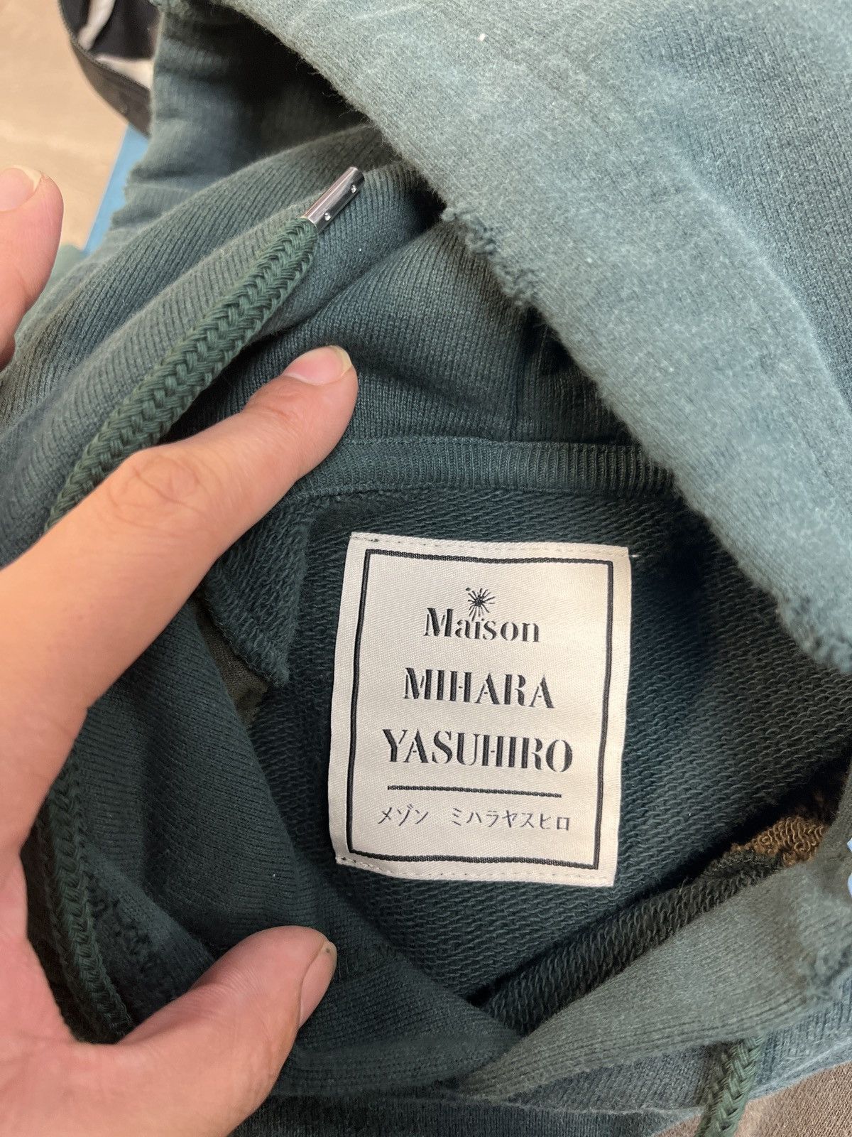 Maison MIHARA YASUHIRO MMY Smiley Stripped Hoodie Size US L / EU 52-54 / 3 - 3 Thumbnail