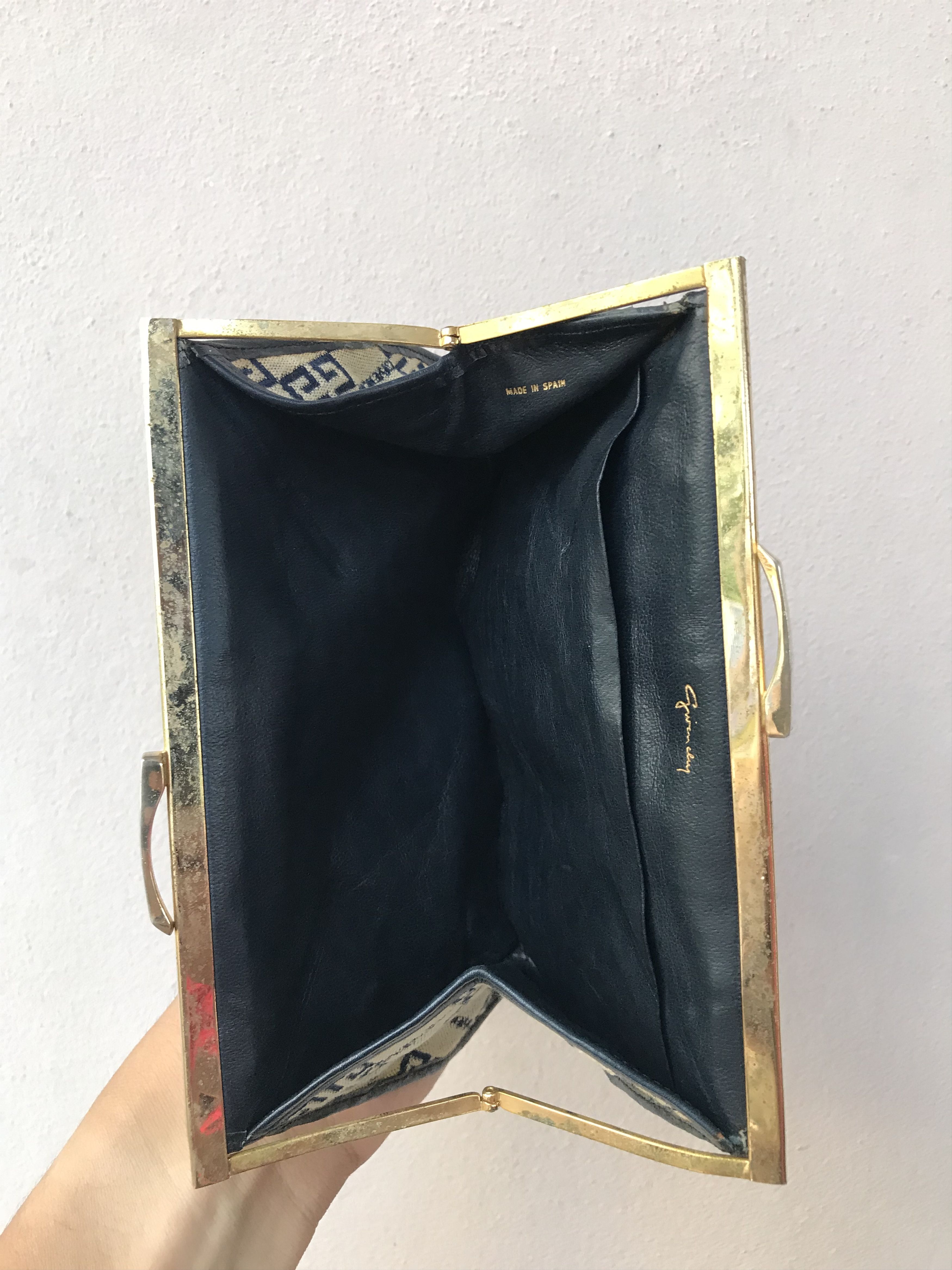 Givenchy Vintage Givenchy Purse Size ONE SIZE - 10 Thumbnail