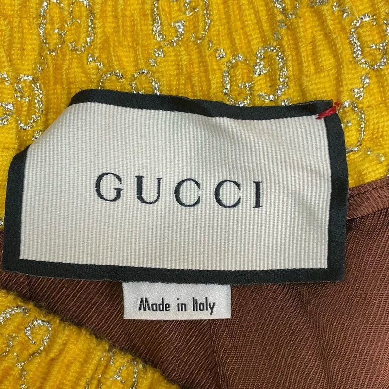 Gucci Gucci Gold silk full-printed logo shorts Size 24" / US 00 / IT 34 - 4 Thumbnail
