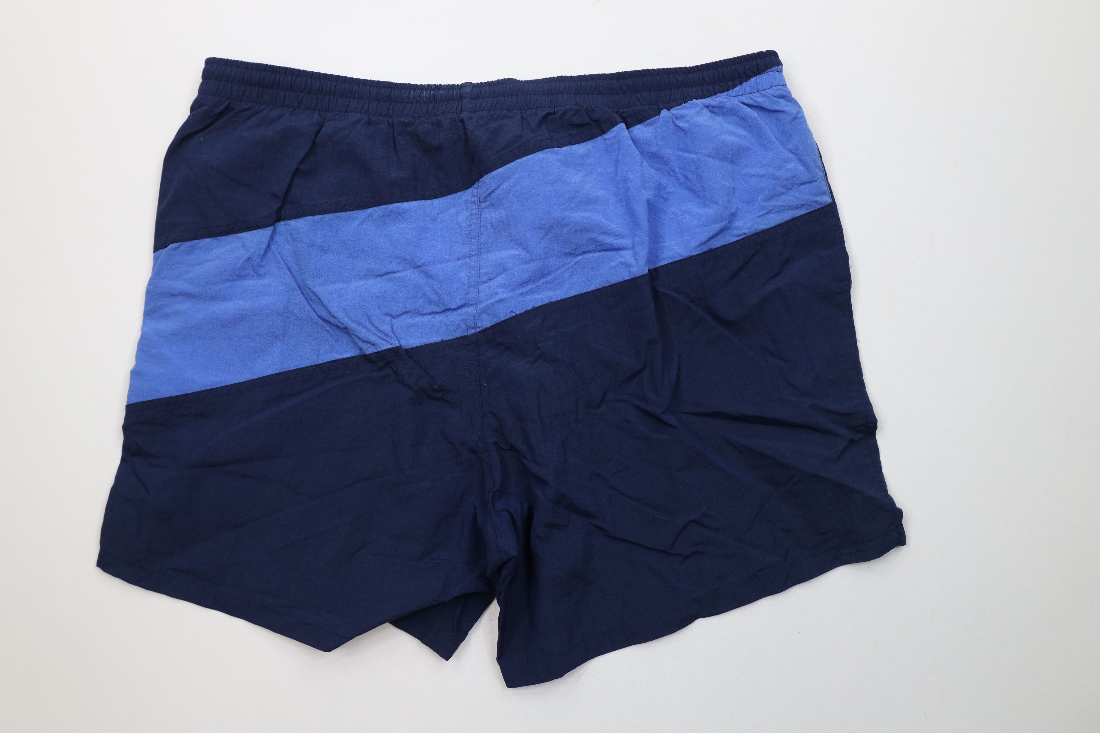 Vintage Vintage 90s Streetwear Block Lined Shorts Swim Trunks Nylon Size US 36 / EU 52 - 8 Thumbnail