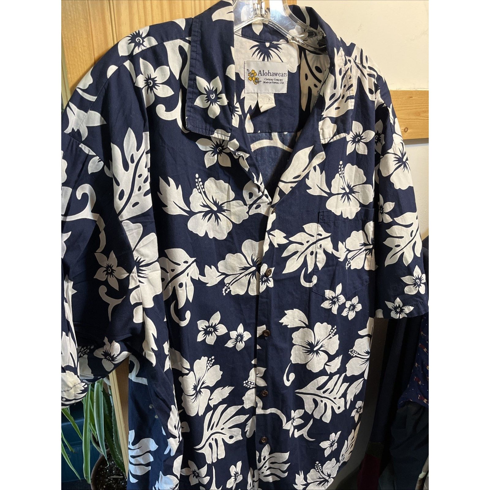 Other AlohaWears VTG Shirt Men 3XL Navy White Floral Hawaiian USA Size US XXL / EU 58 / 5 - 2 Thumbnail