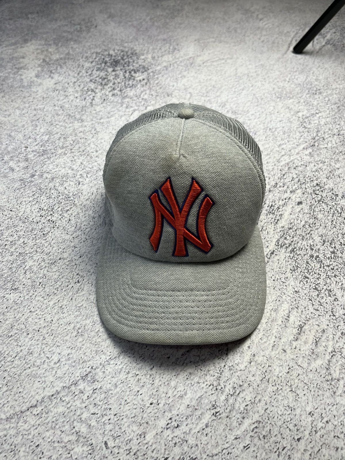 New Era Vintage New York Yankees Y2K Rare Hat Cap Size ONE SIZE - 2 Thumbnail