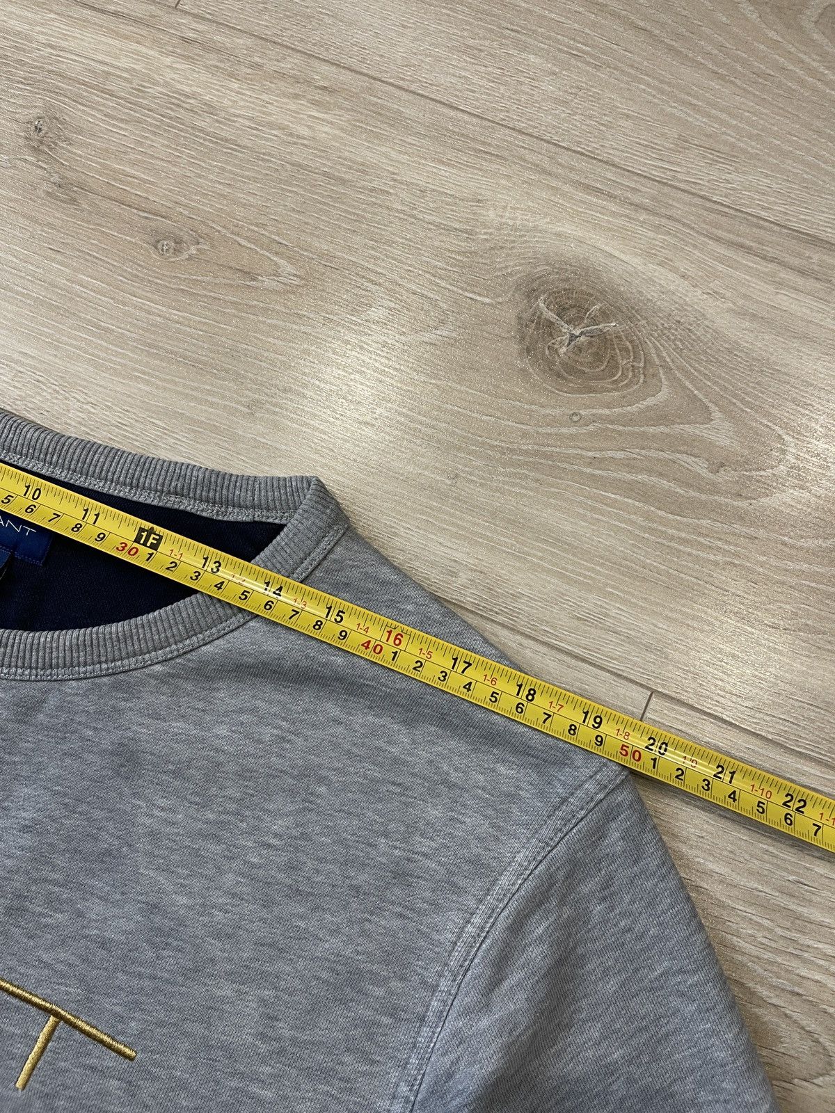 Gant GANT Archive Shield Embroidered Logo Sweatshirt Grey 2XL Size US XXL / EU 58 / 5 - 11 Thumbnail