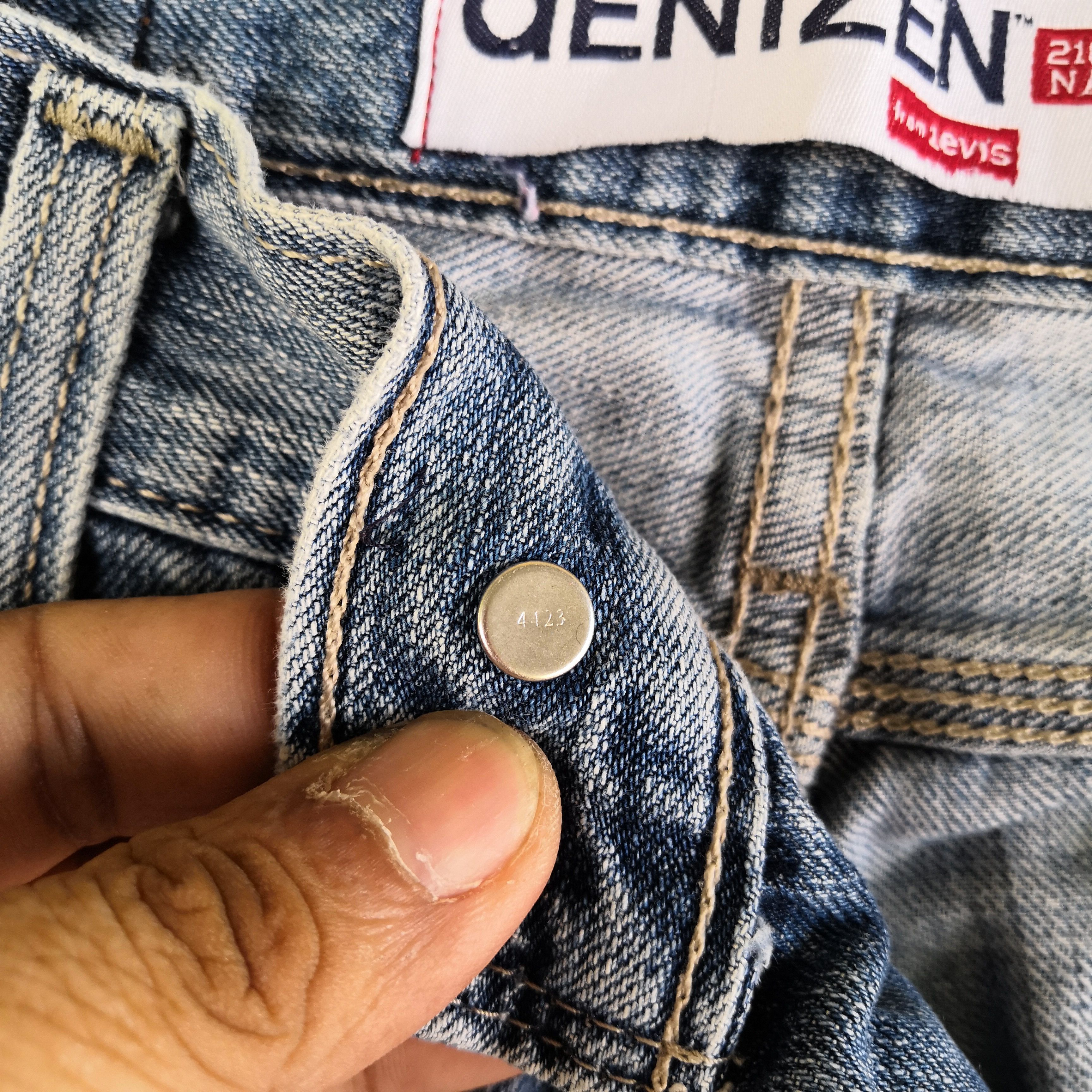 Levi's Vintage Y2K Levi's Light Wash Jeans Denizen by Levis Denim Size 28" / US 6 / IT 42 - 7 Thumbnail