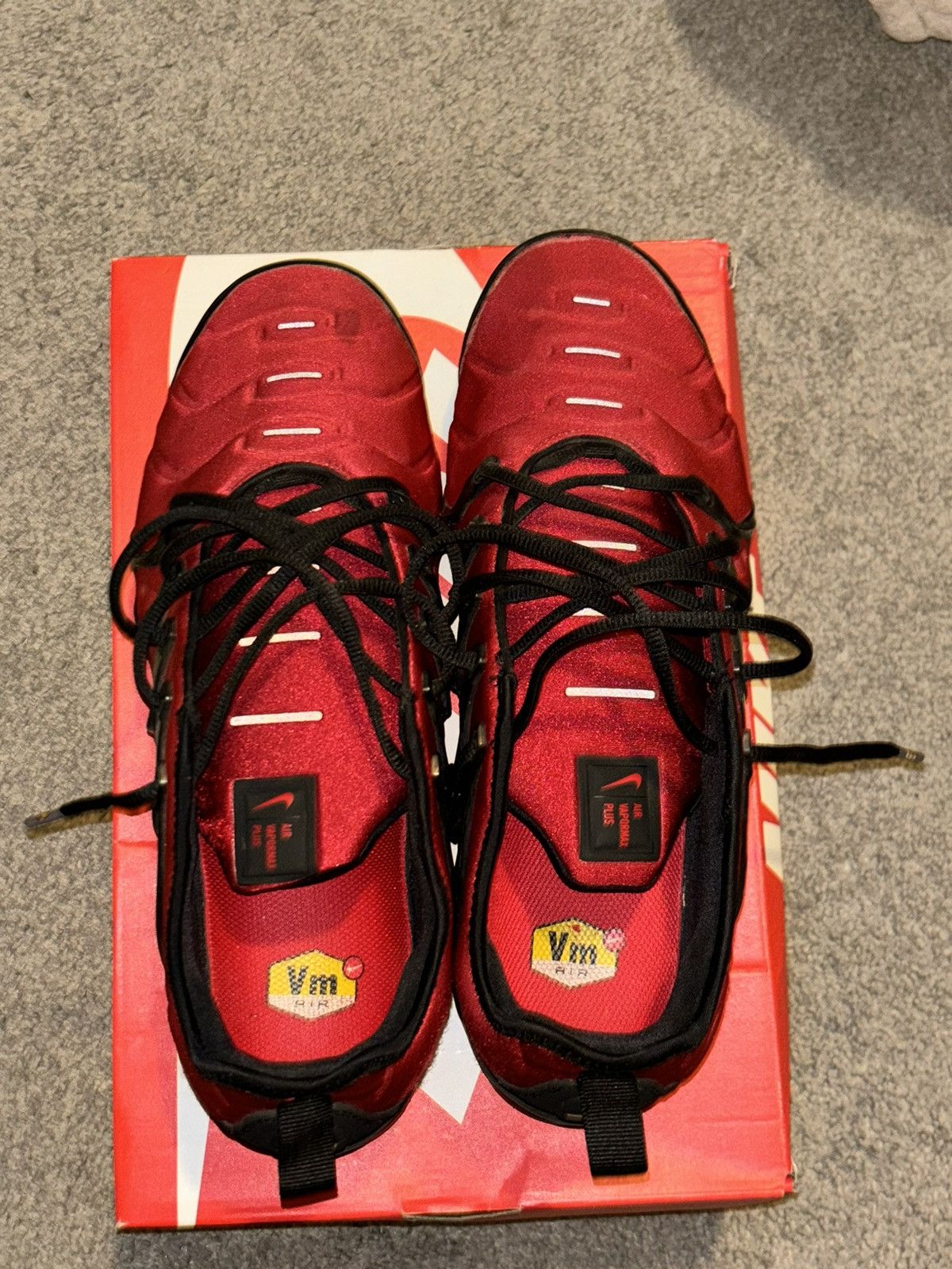 Nike Nike Air Vapormax Plus Size US 11.5 / EU 44-45 - 3 Thumbnail