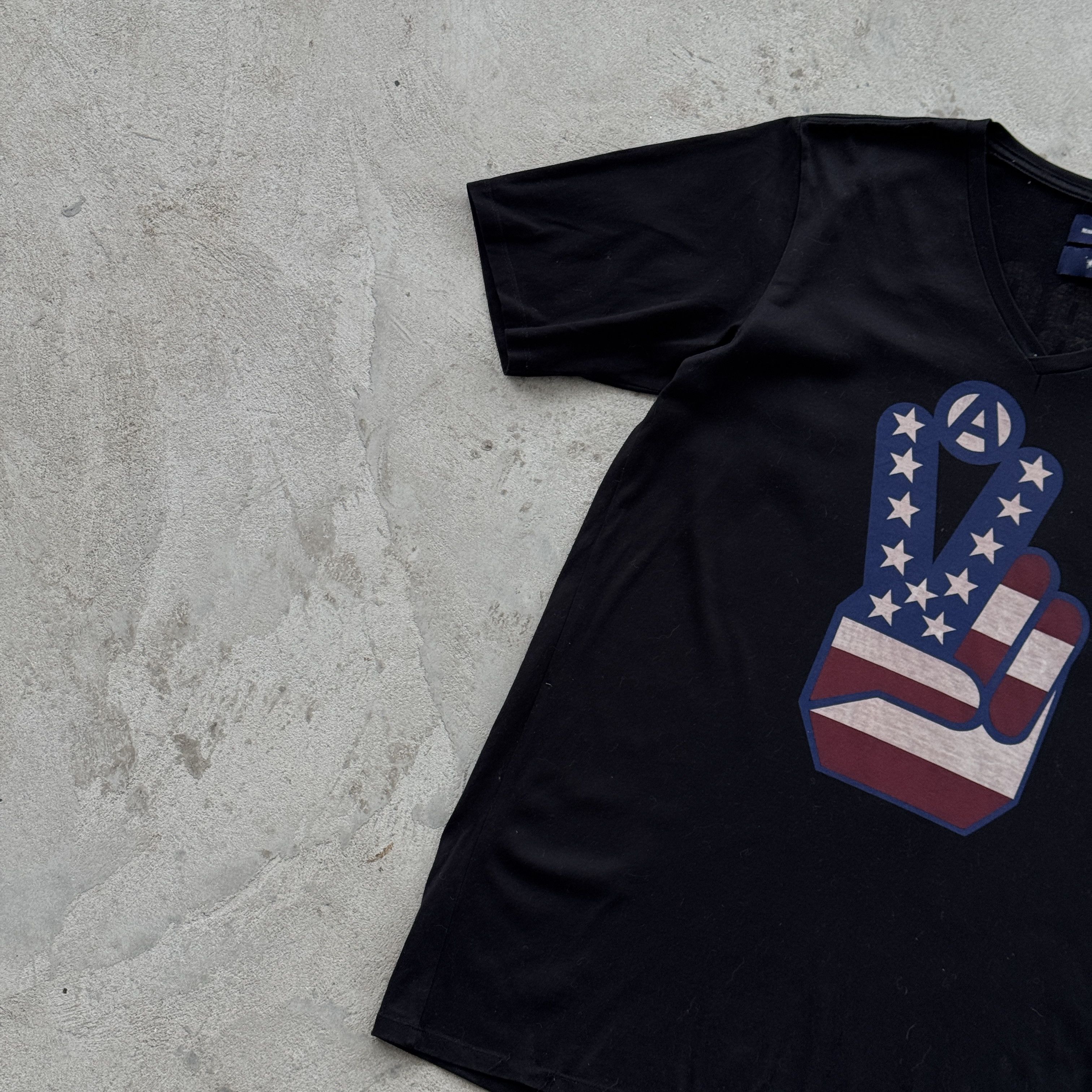 Maison MIHARA YASUHIRO Vintage 90s Maison Mihara Yasuhiro Tee Size US M / EU 48-50 / 2 - 4 Thumbnail