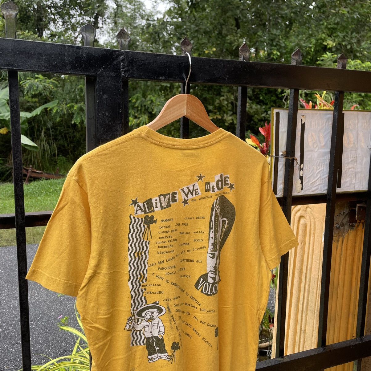 Volcom 🔥Vintage 1993 Volcom Skate Punk Art Work Summer Promo Tee Size US L / EU 52-54 / 3 - 3 Thumbnail