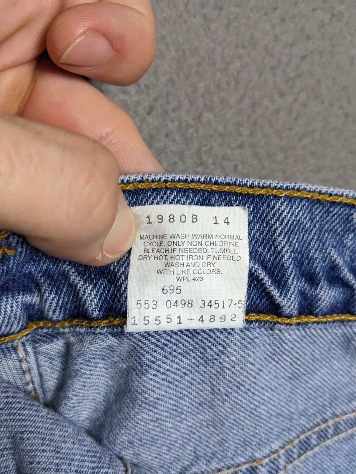 Levi's VTG 90s Levis Jeans 550 Made USA Womens 32x30 Denim Relaxed Size 32" / US 10 / IT 46 - 13 Thumbnail