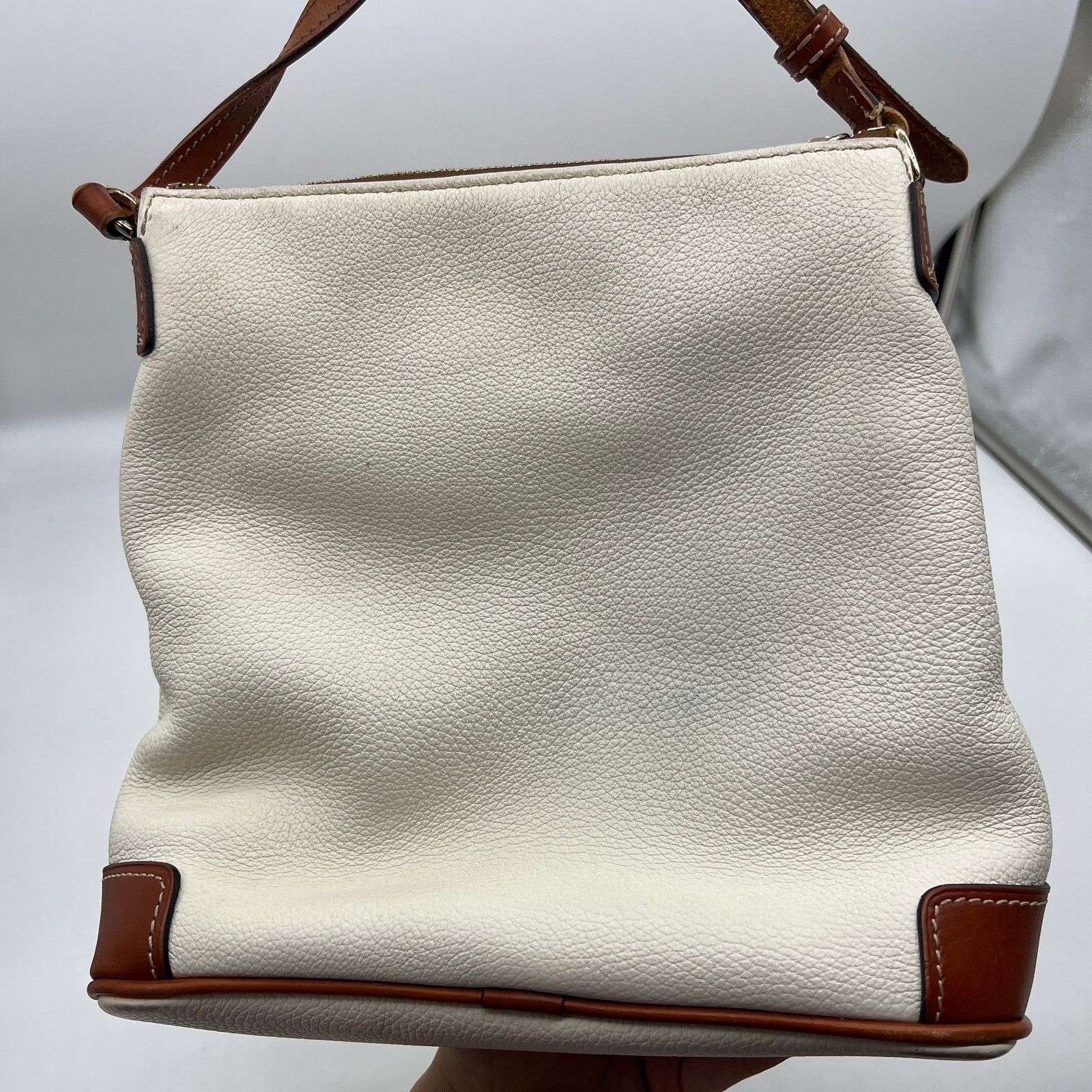 Dooney & Bourke Dooney & Bourke Pebble Leather Crossbody Purse White Size ONE SIZE - 2 Thumbnail