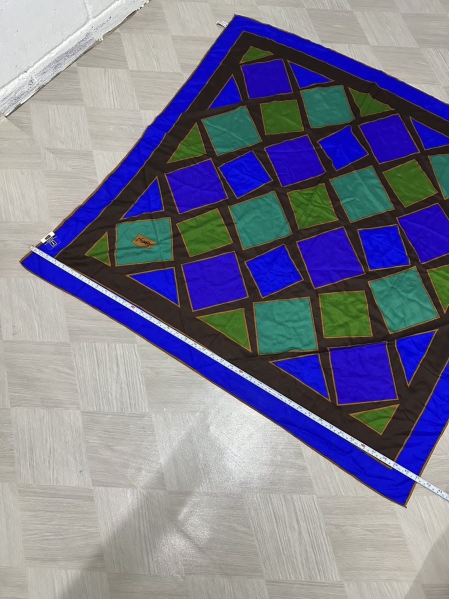 Yves Saint Laurent Vintage Yves Saint Laurent Fourlads Silk Scarves (Big Size) Size ONE SIZE - 7 Thumbnail