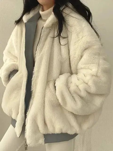 Vintage Warm women's double-sided oversize bomber Size M / US 6-8 / IT 42-44 - 7 Thumbnail
