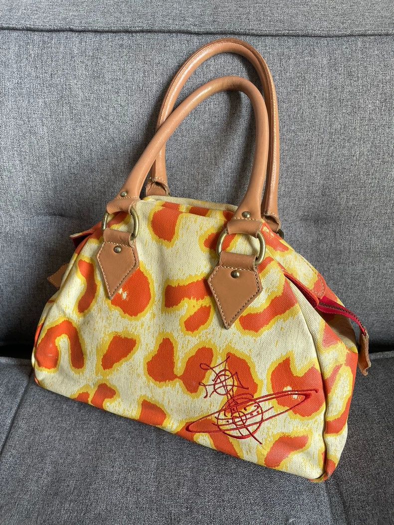 Vivienne Westwood Vivienne Westwood size os Yellow leopard print vintage larg Size ONE SIZE - 3 Thumbnail