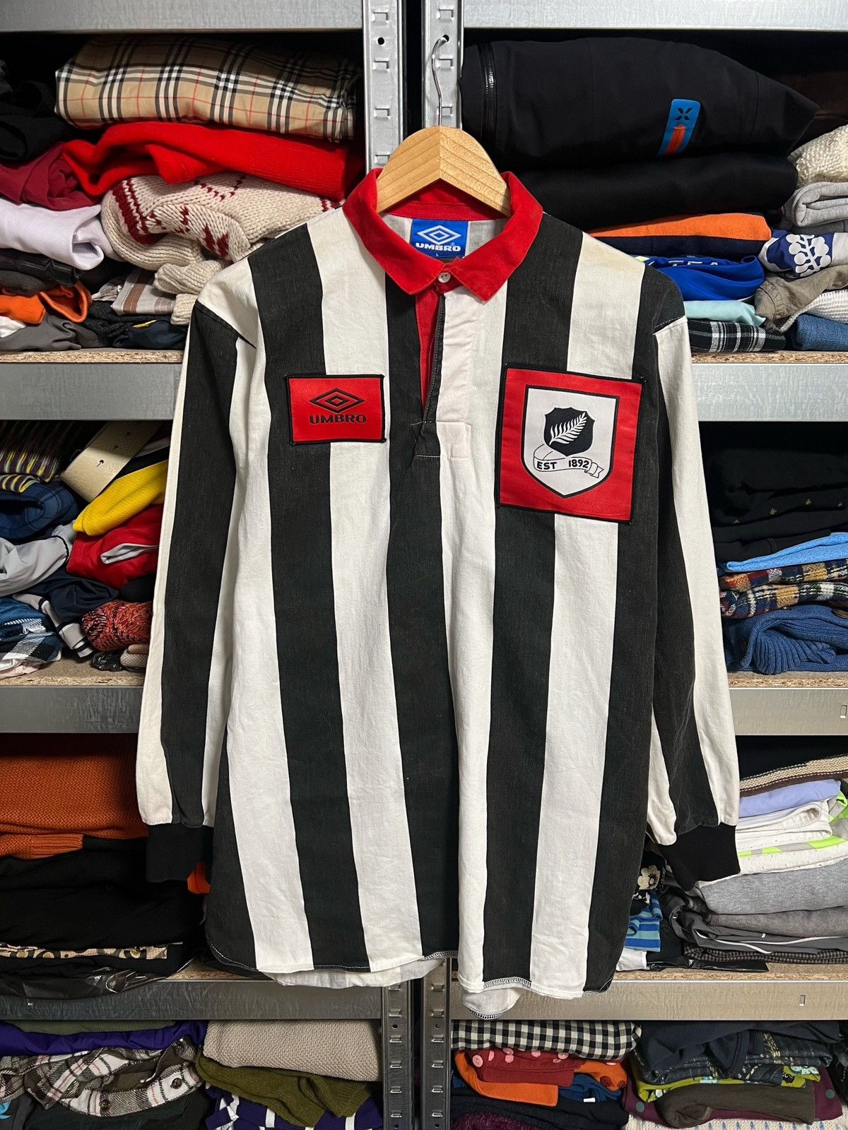 Umbro Vtg Long Sleeve Umbro Rugby New Zealand Shirt Jersey Size L Size US L / EU 52-54 / 3 - 1 Thumbnail