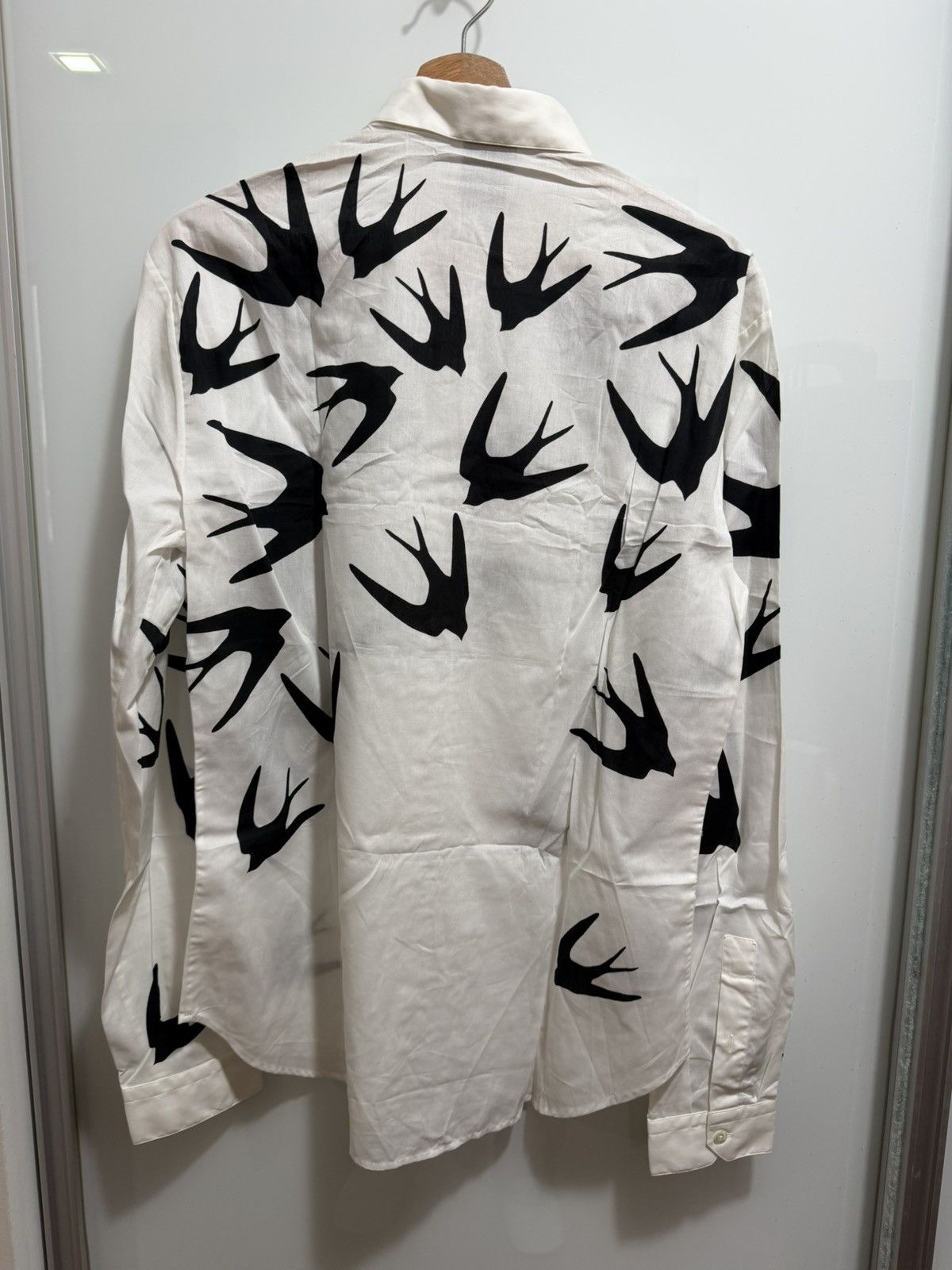 Alexander McQueen BNWT Alexander McQueen Swallow Print Shirt Size US M / EU 48-50 / 2 - 3 Thumbnail
