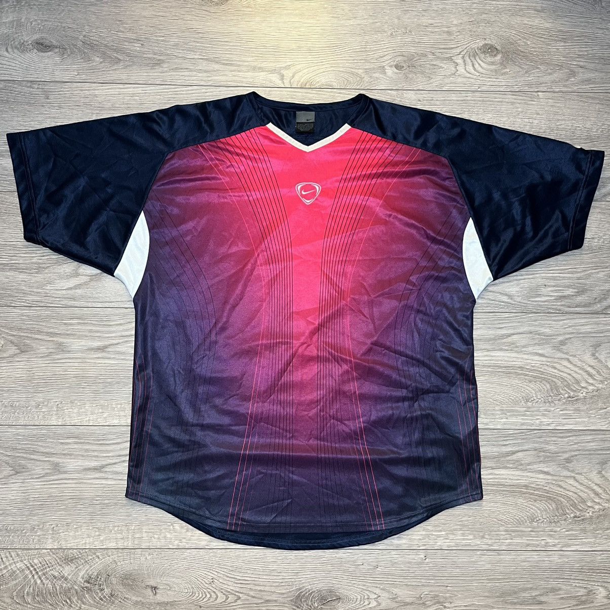 Nike Nike Dri-Fit T-shirts Total 90 Vintage Size US L / EU 52-54 / 3 - 1 Thumbnail