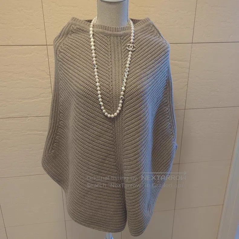 Loro Piana Loro Piana Baby cashmere cloak Size M / US 6-8 / IT 42-44 - 1 Thumbnail