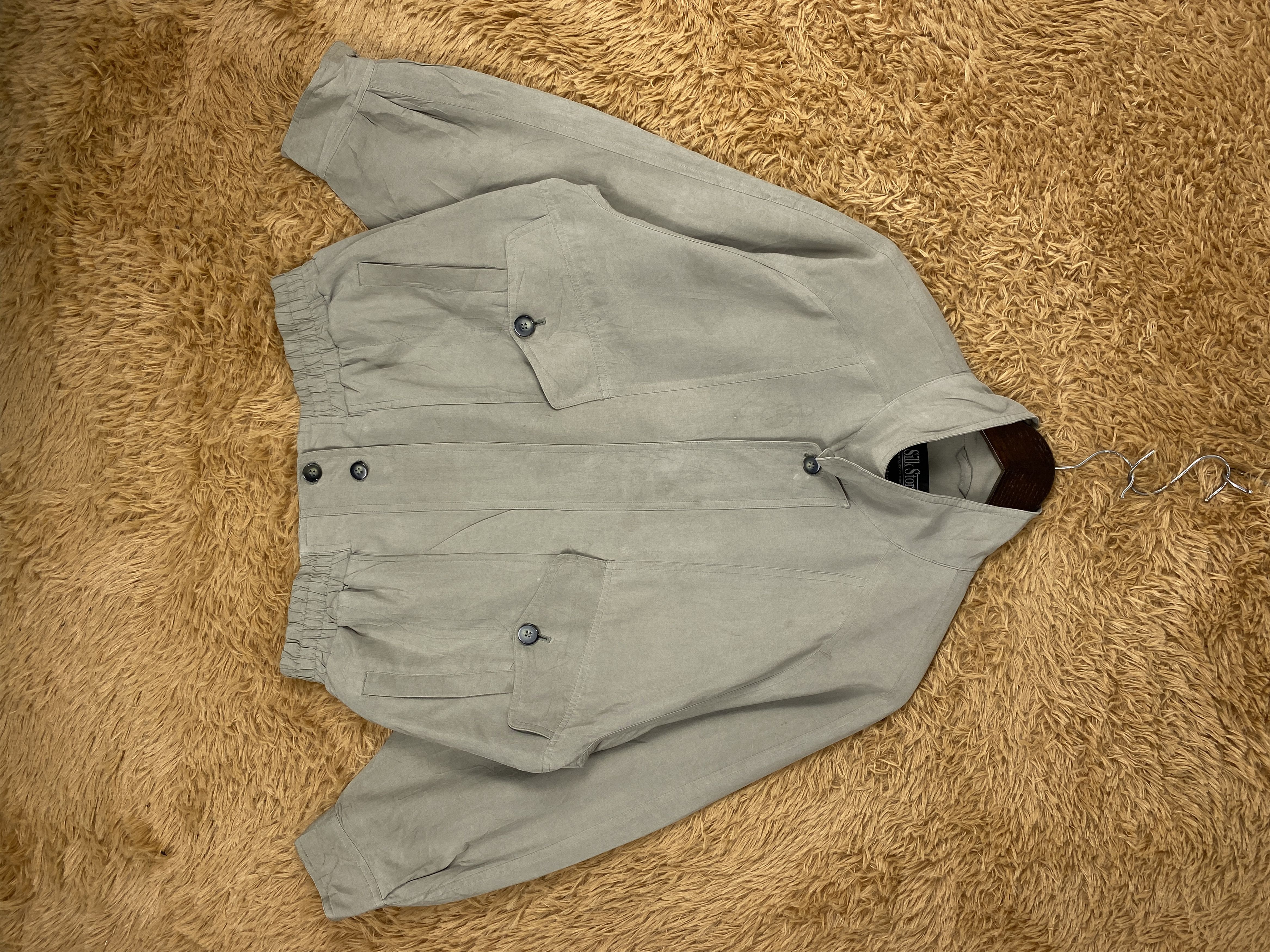 image of Vintage Silk Story Jacket 90's Style in Grey, Men's (Size Small)