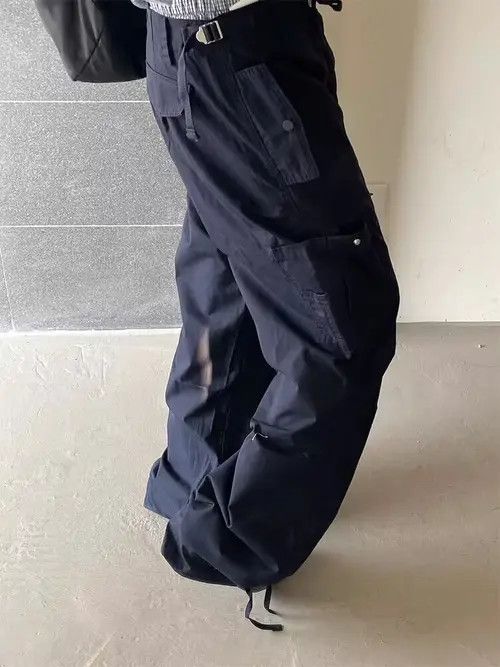 VIBE Retro multi-pocket solid color rare cargo trousers Size US 32 / EU 48 - 2 Thumbnail