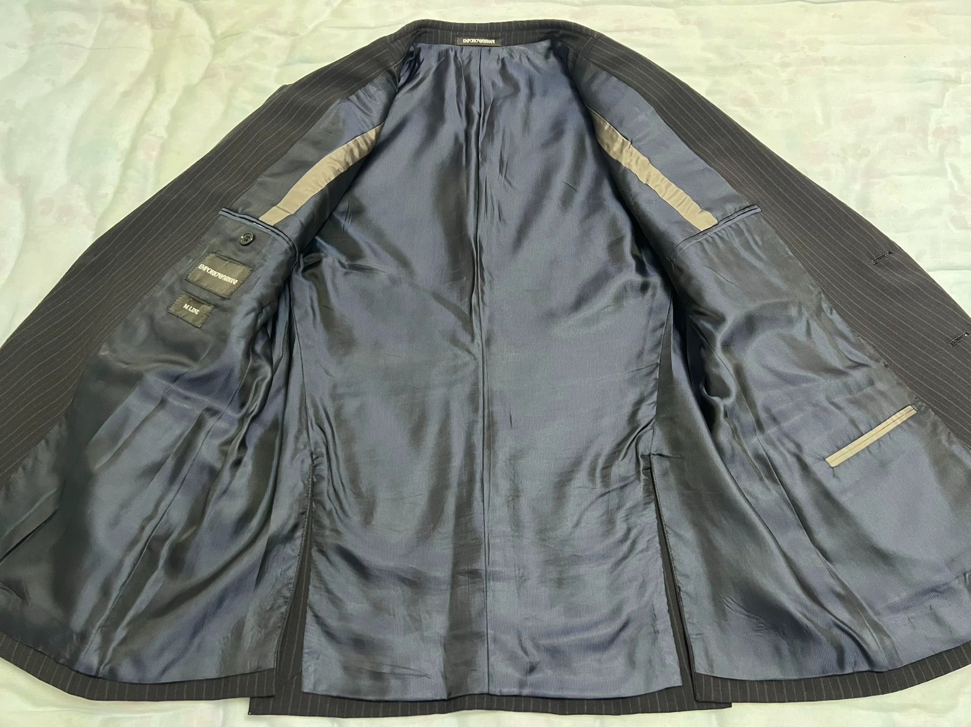 Emporio Armani Emporio Armani Suit Navy Stripe 54 (Men's) Size 54R - 3 Thumbnail