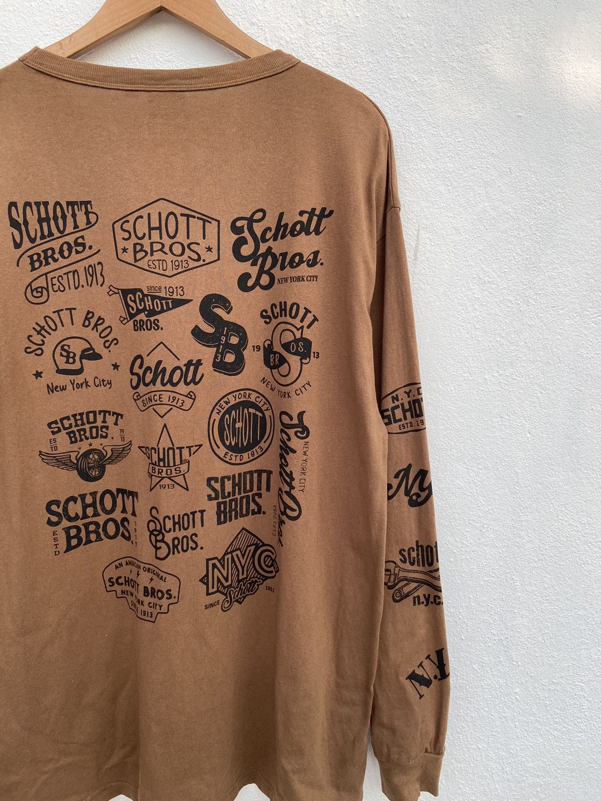 Schott 🔥 Schott NYC t shirt long sleeve sun faded Size US XL / EU 56 / 4 - 4 Thumbnail